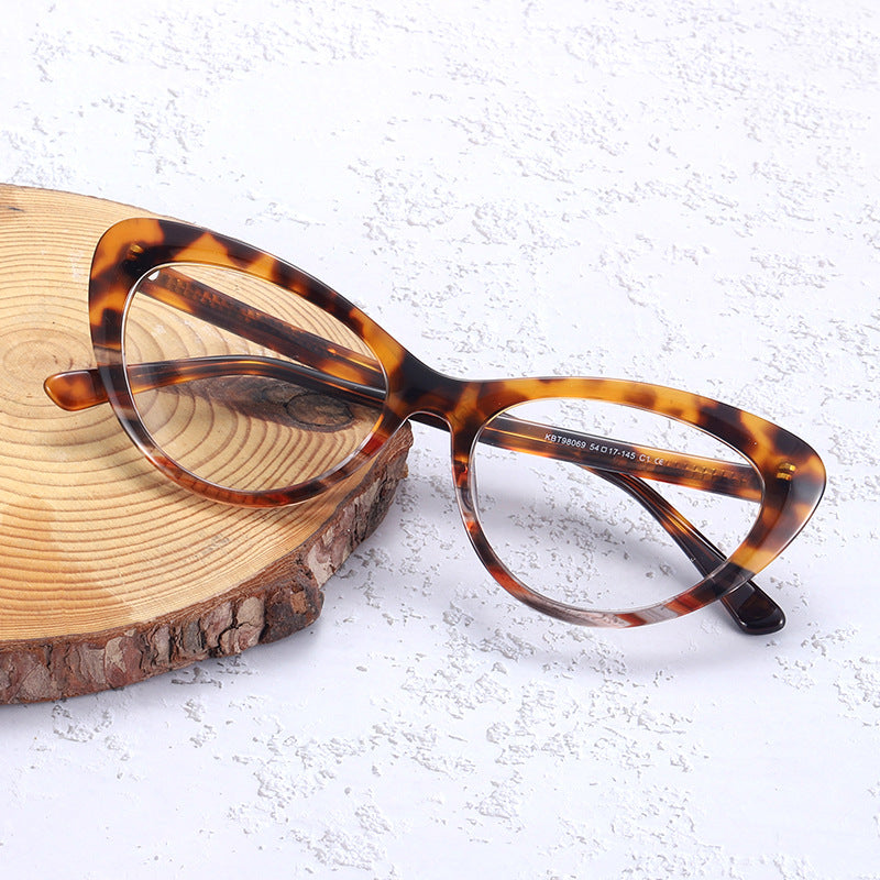 Stylish Cat Eye Glasses Frames 98069 - Trendy Women's Eyewear for Fashion & Everyday Wear