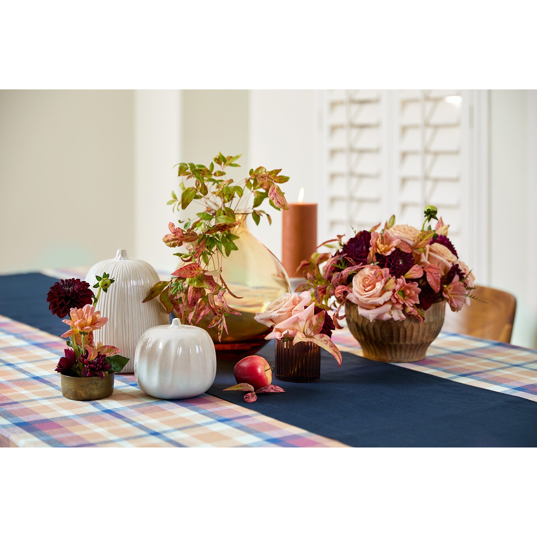 Elegant Fete Table Runner for Weddings, Parties & Events - Premium Decorative Dining Table Cover for Home & Restaurant Decor