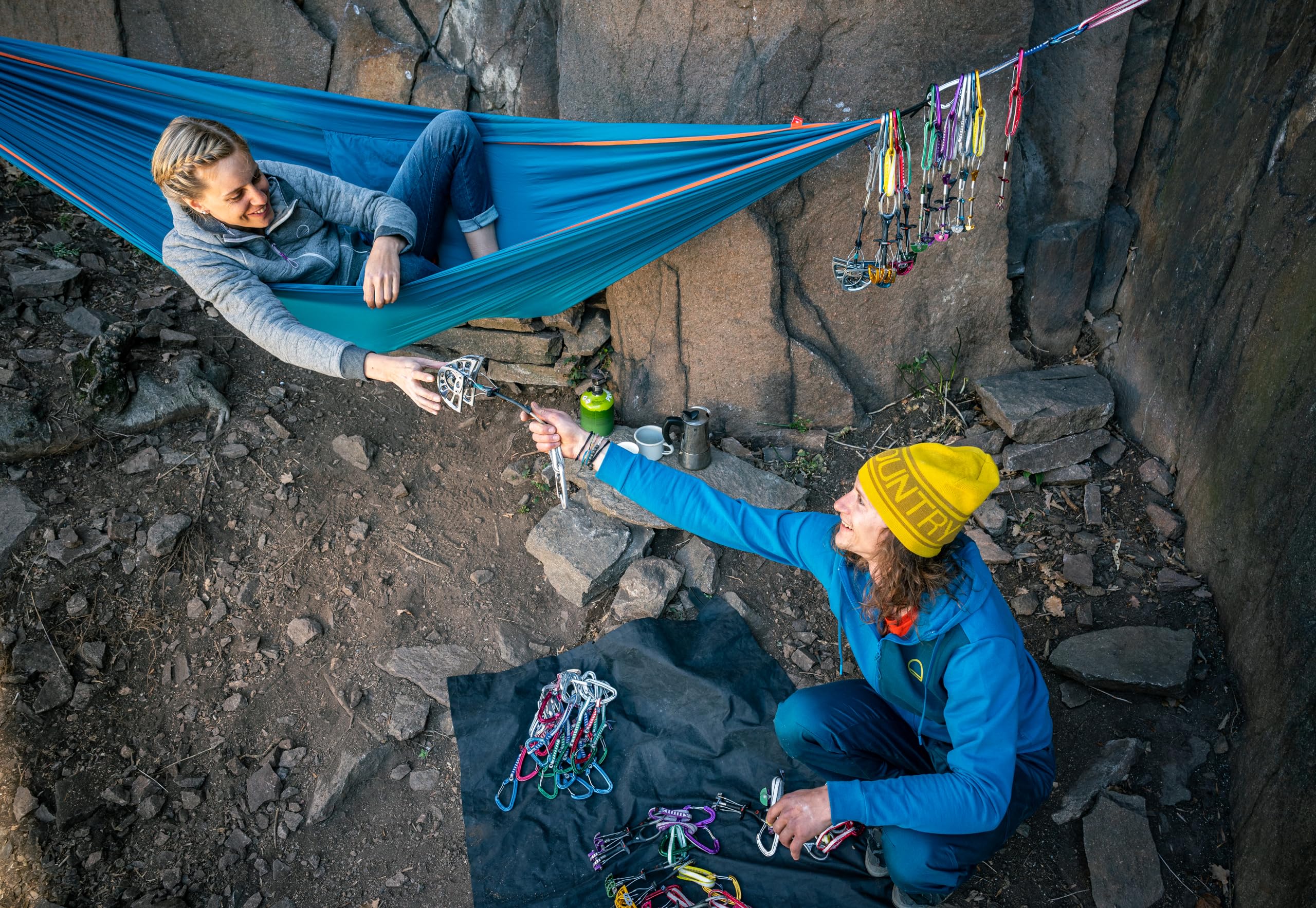 Offset Zero Friends Rock Climbing Cams - Lightweight Active Protection for Traditional & Alpine Climbing - Perfect for Crack Climbing, Multi-Pitch Routes & Outdoor Adventures