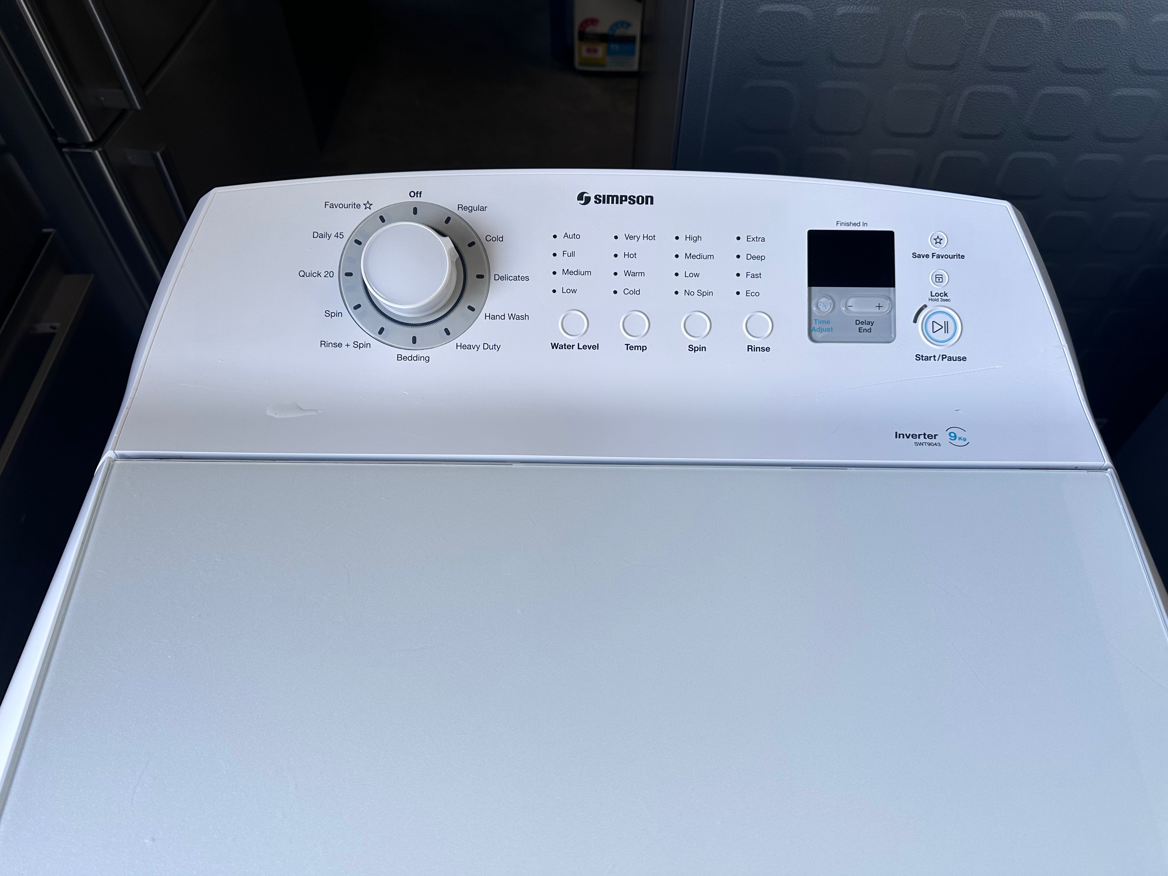 Refurbished Simpson 9kg Top Load Washing Machine - Energy Efficient Laundry Solution for Small Apartments & Dorms