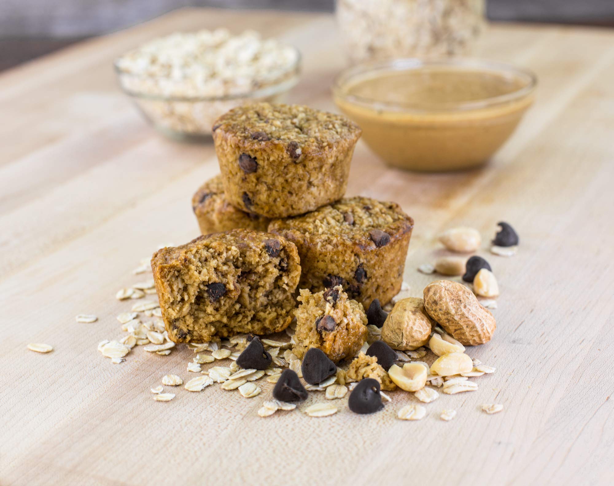 Bobo's Oat Bites Peanut Butter Chocolate Chip - Gluten Free Whole Grain Vegan Snacks (30 Pack, 1.3 oz per Bite) | Healthy On-The-Go Breakfast & School Lunch Snacks for Kids & Adults