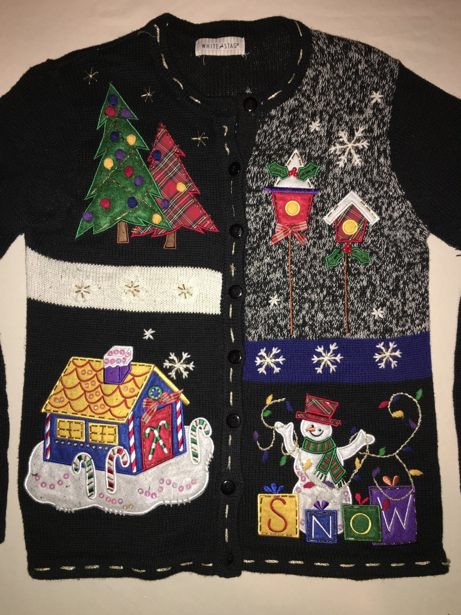 Black Ice Christmas Jumper - Festive Holiday Sweater for Men & Women - Perfect for Ugly Christmas Parties, Family Gatherings & Winter Celebrations