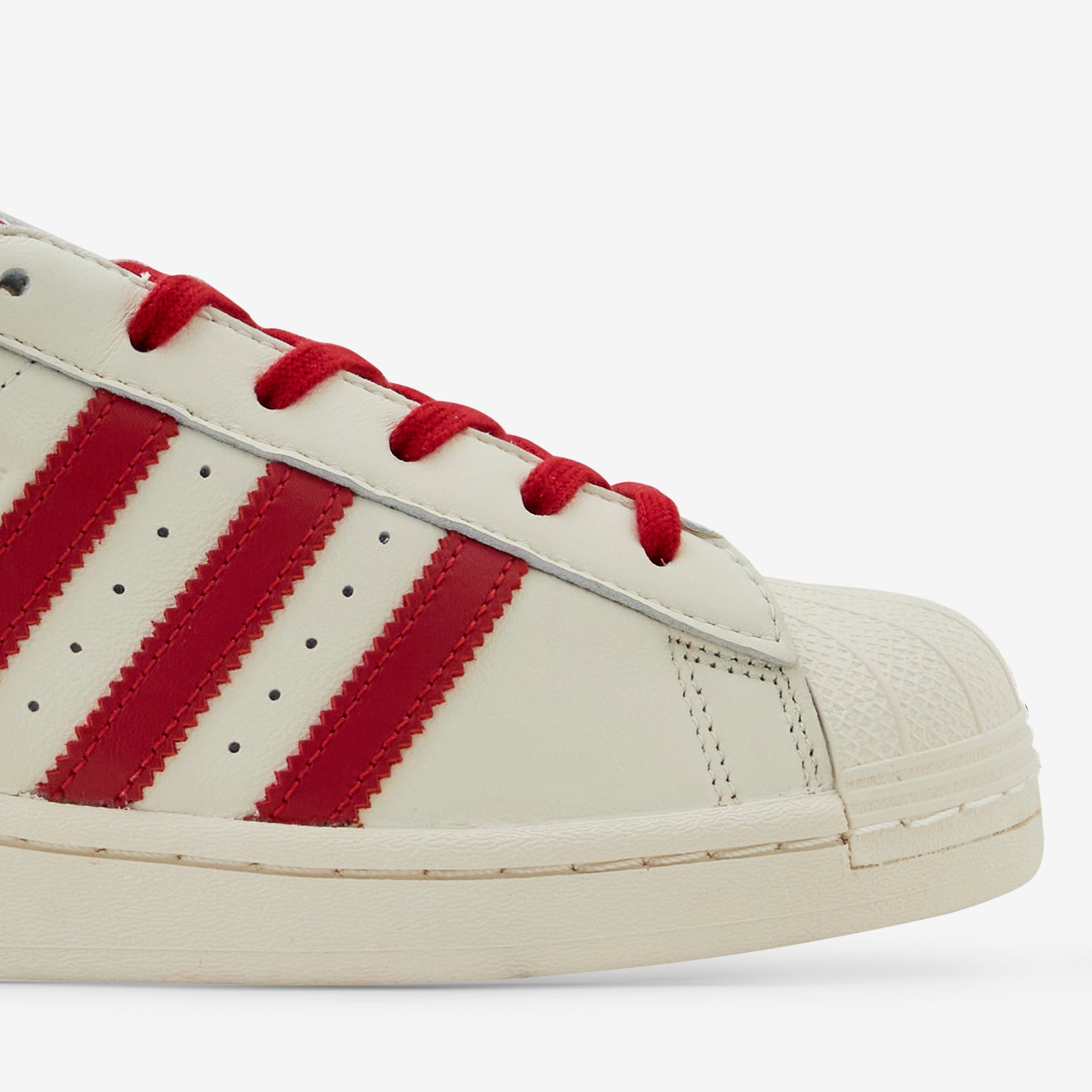 Avavav Women's Superfinger Superstar Sneakers in Scarlet, Cream White - Stylish & Comfortable for Casual Wear, Work & Everyday Fashion