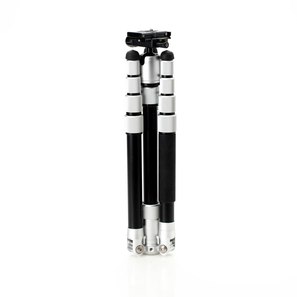 Benro MeFOTO RoadTrip Pro Aluminum Series 1 Travel Tripod with Ball Head & Monopod - Compact Lightweight Tripod for Travel Photography, Hiking & Outdoor Adventures (Silver) BMRTPROASLV