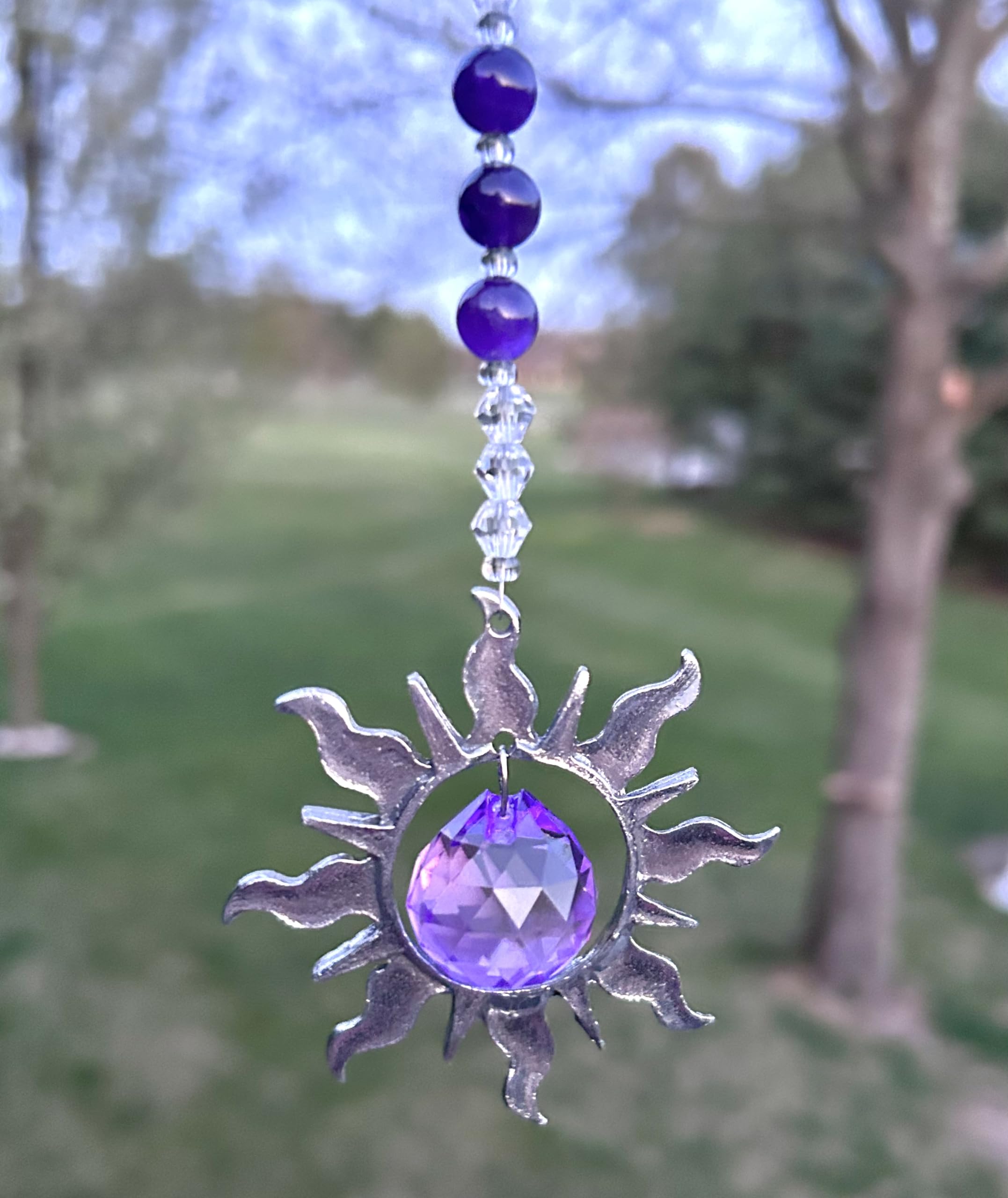 Amethyst Crystal Car Charm - Natural Gemstone Hanging Ornament for Rearview Mirror, Sun Catcher & Positive Energy - Perfect for Car Decor, Spiritual Healing & Protection