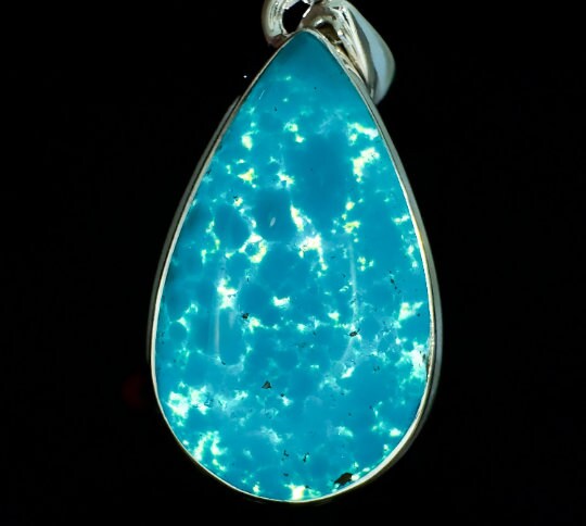 CHRYSOCOLLA Crystal Pendant Necklace - Natural Gem Silica & Blue Chalcedony Stone in Sterling Silver Teardrop Setting - Healing Crystal Jewelry for Meditation, Energy Balancing & Spiritual Wellness