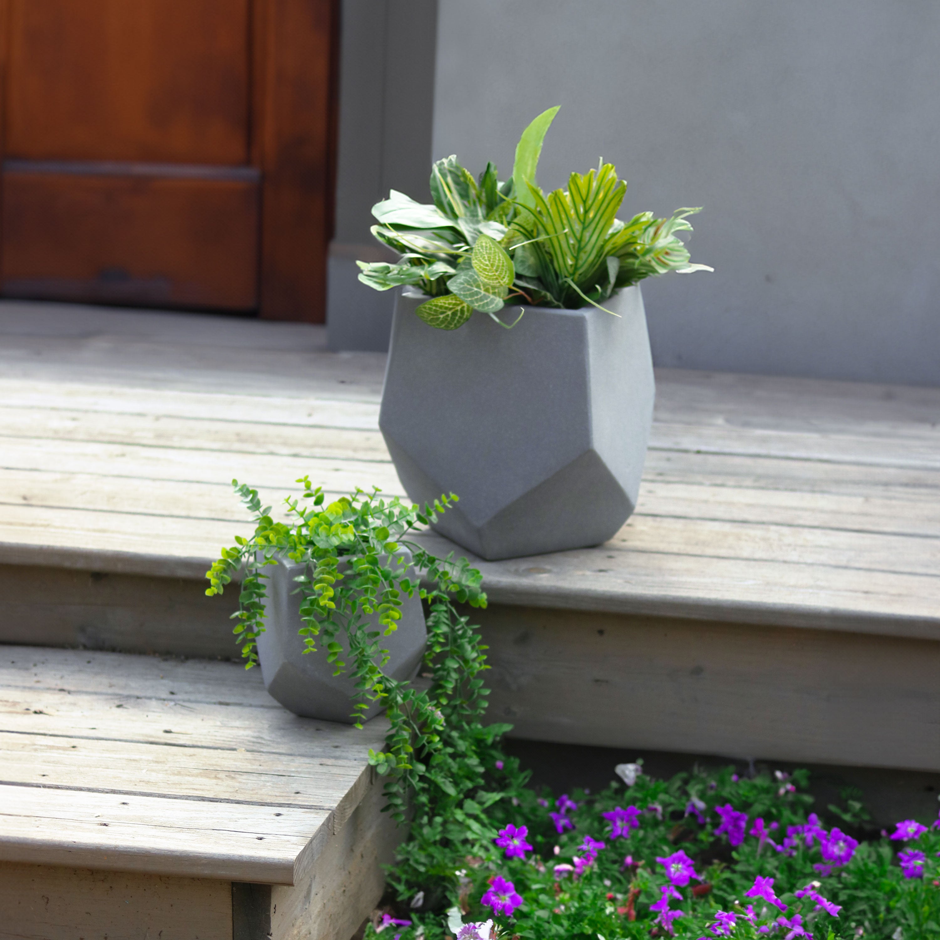 Sunnydaze Outdoor Concrete Planter Set - Modern Moondust Gray Garden Planters for Patio, Porch & Backyard - Durable Weather-Resistant Decor for Flowers, Succulents & Herbs