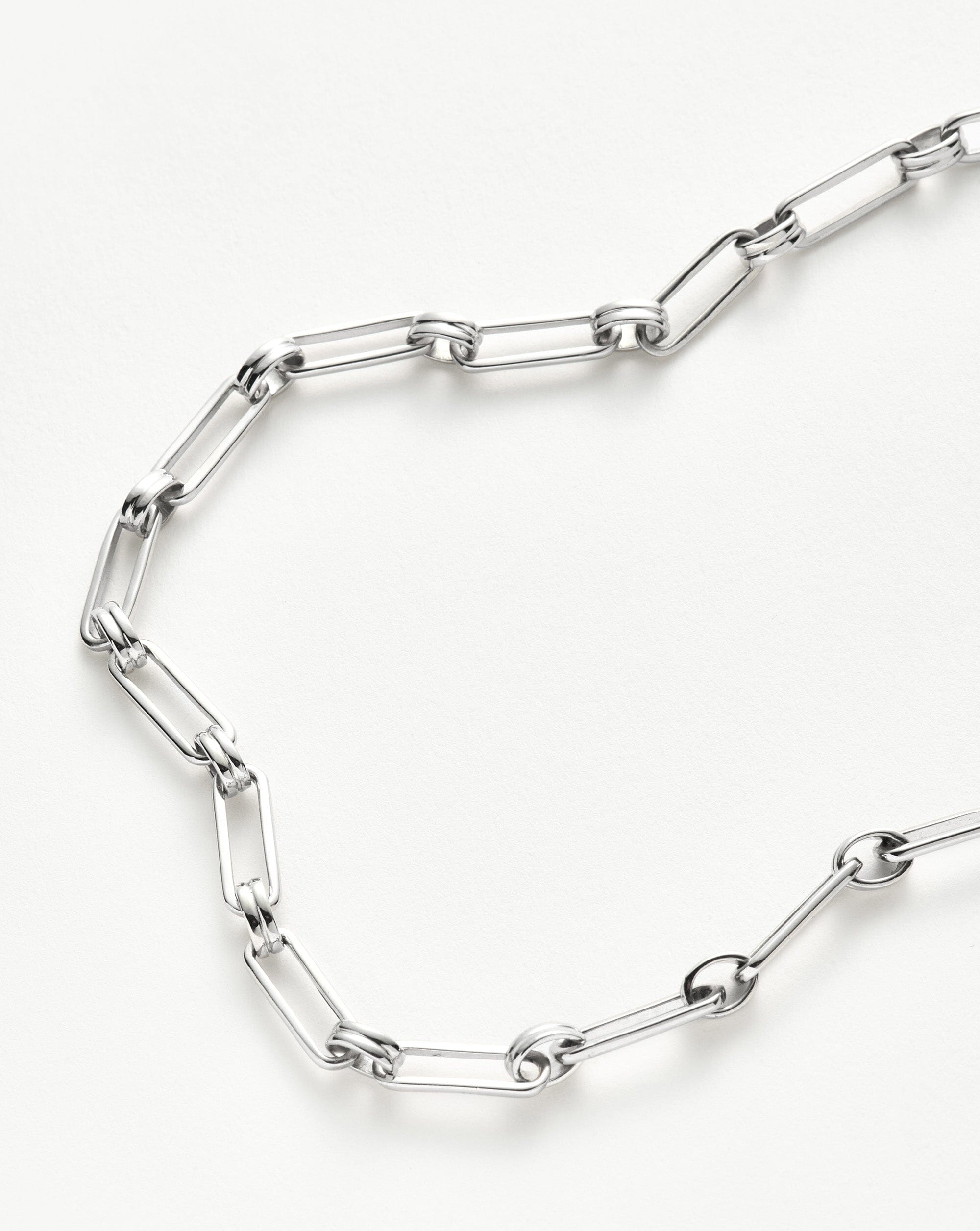 Aegis Chain Necklace for Women - Silver Plated Stainless Steel Jewelry | Elegant Layering Necklace for Everyday Wear, Gift Giving & Special Occasions