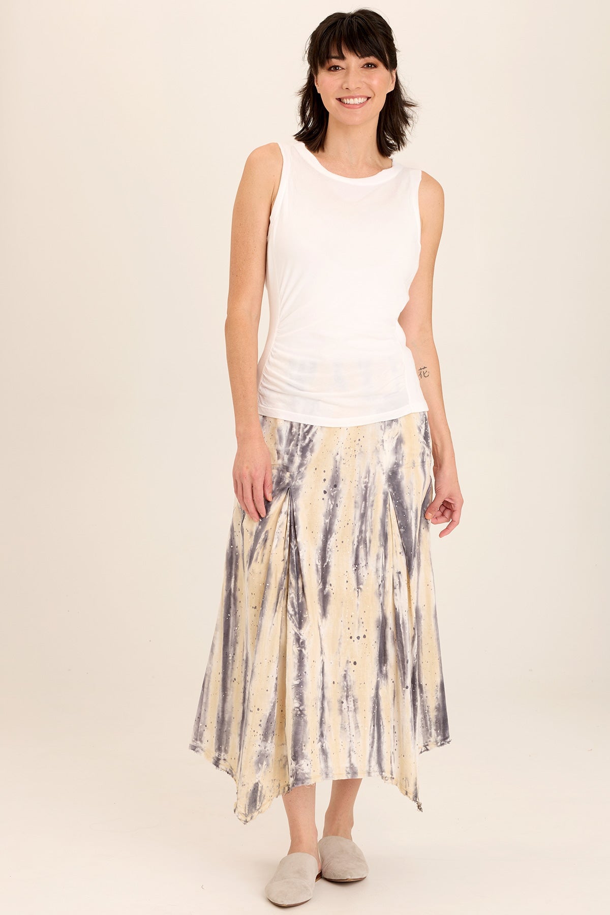 Bohemian Linen Maxi Skirt with Sharkbite Hem - Flowy Beach Skirt for Women | Perfect for Summer Vacations, Music Festivals & Boho Chic Outfits