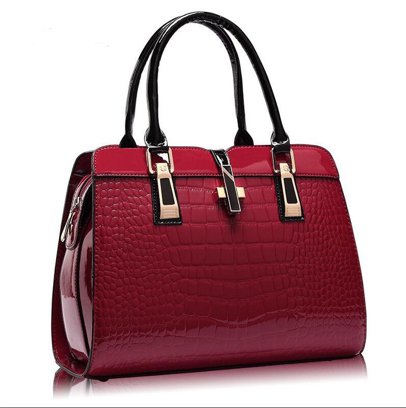 Stylish Messenger Tote Bags for Women - Fashionable Casual & Luxury Designer Shoulder Bags with High-Quality Pockets | Perfect for Work, Travel & Everyday Use