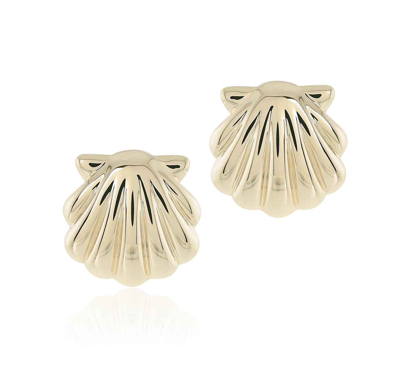 Scallop Shell Earrings for Women - Handmade Boho Beach Jewelry - Perfect for Summer Vacation, Beach Wedding & Boho Fashion Accessories