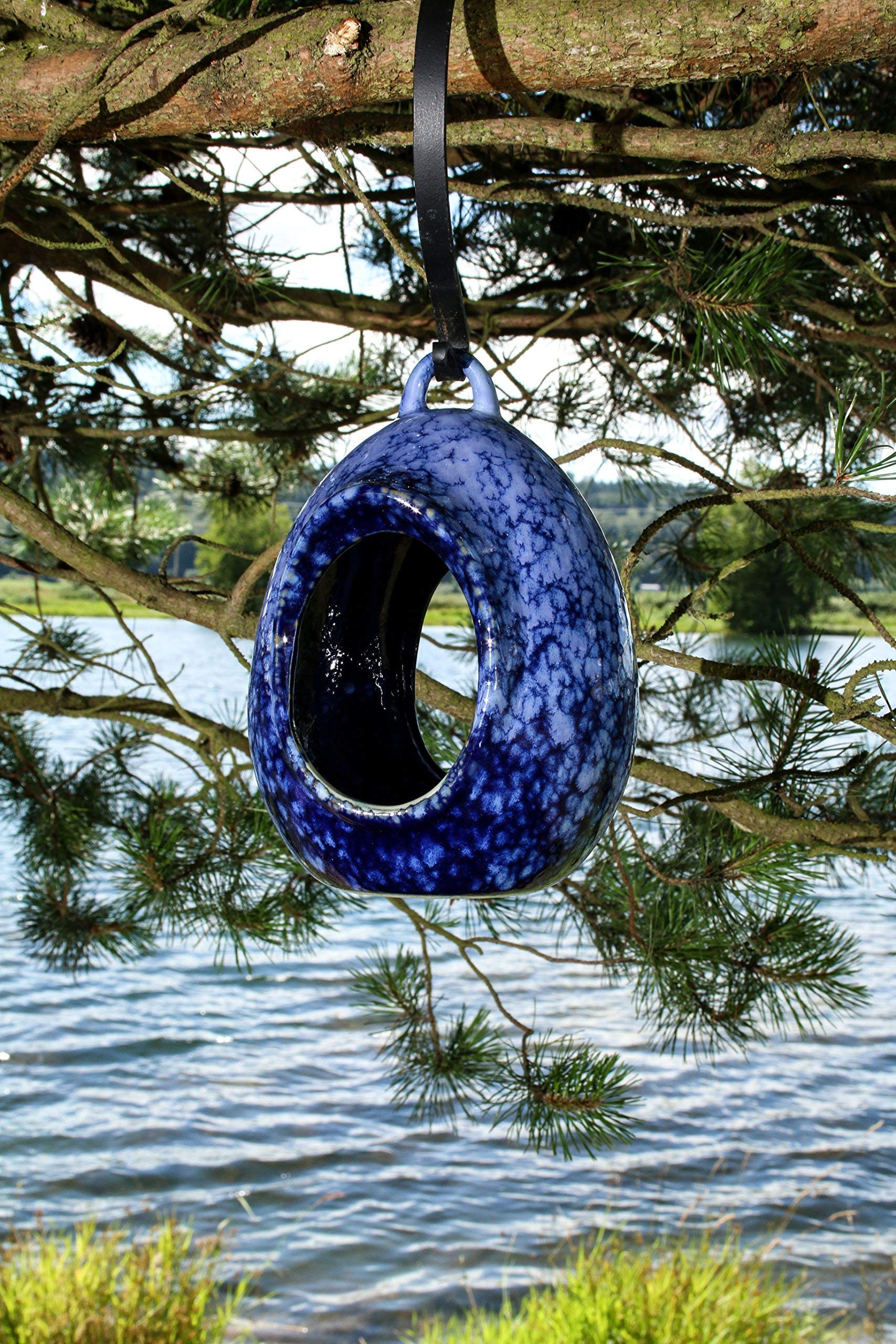 BYER OF MAINE Circle Post Bird Bath in Cobalt Blue with Egg Fly Through Bird Feeder in Mottled Blue - Outdoor Garden Decor for Attracting Wild Birds (Perfect for Backyard, Patio & Bird Watching)