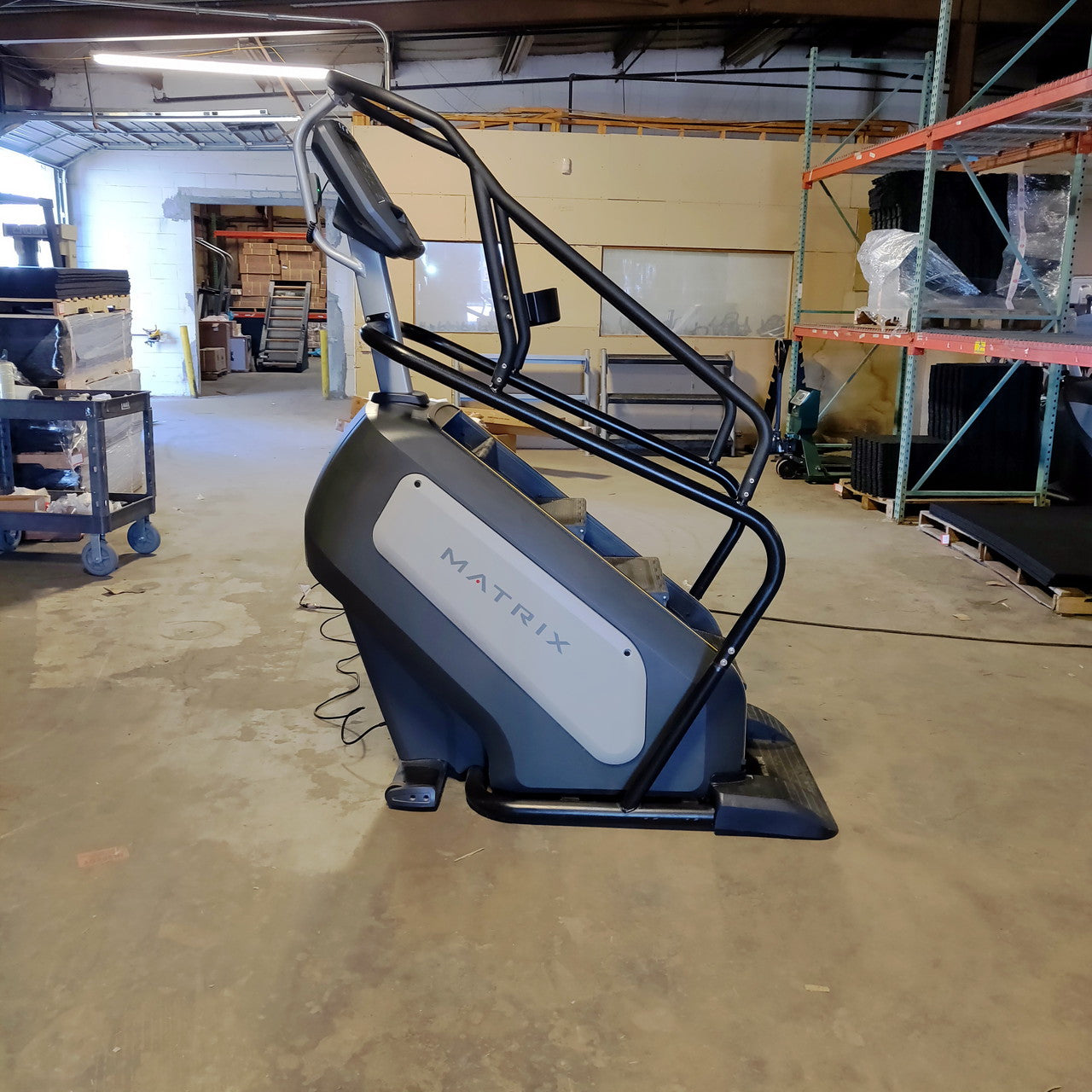 Matrix Stairclimber C5X & C7X - Heavy Duty Stair Stepper Machine for Home Gym, Cardio & Lower Body Workout - Perfect for Small Spaces, Apartment Fitness & Rehabilitation Training