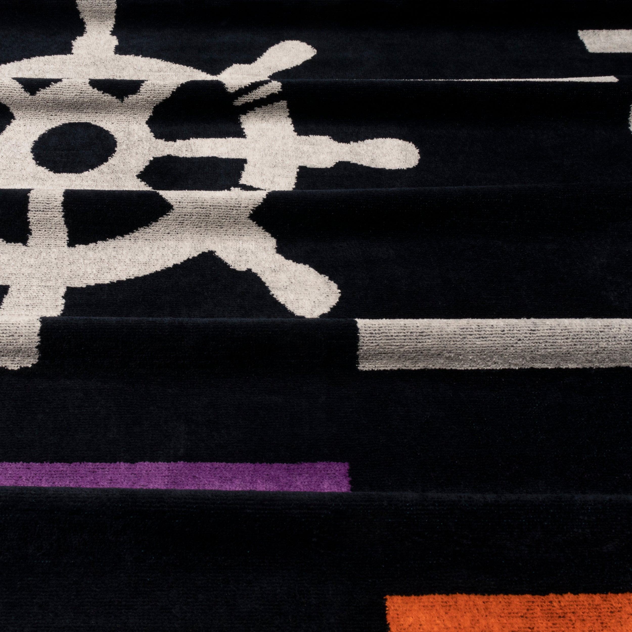 Vintage Style Spinning Wheel Design Extra Large 4-Piece Beach Towel Set - Perfect for Pool, Beach, Picnics & Outdoor Adventures