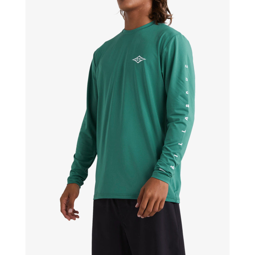 Billabong Unity Loose Fit Long Sleeve Men's Rash Guard Shirt - UPF 50+ Sun Protection Surf Tee for Swimming, Surfing & Outdoor Activities