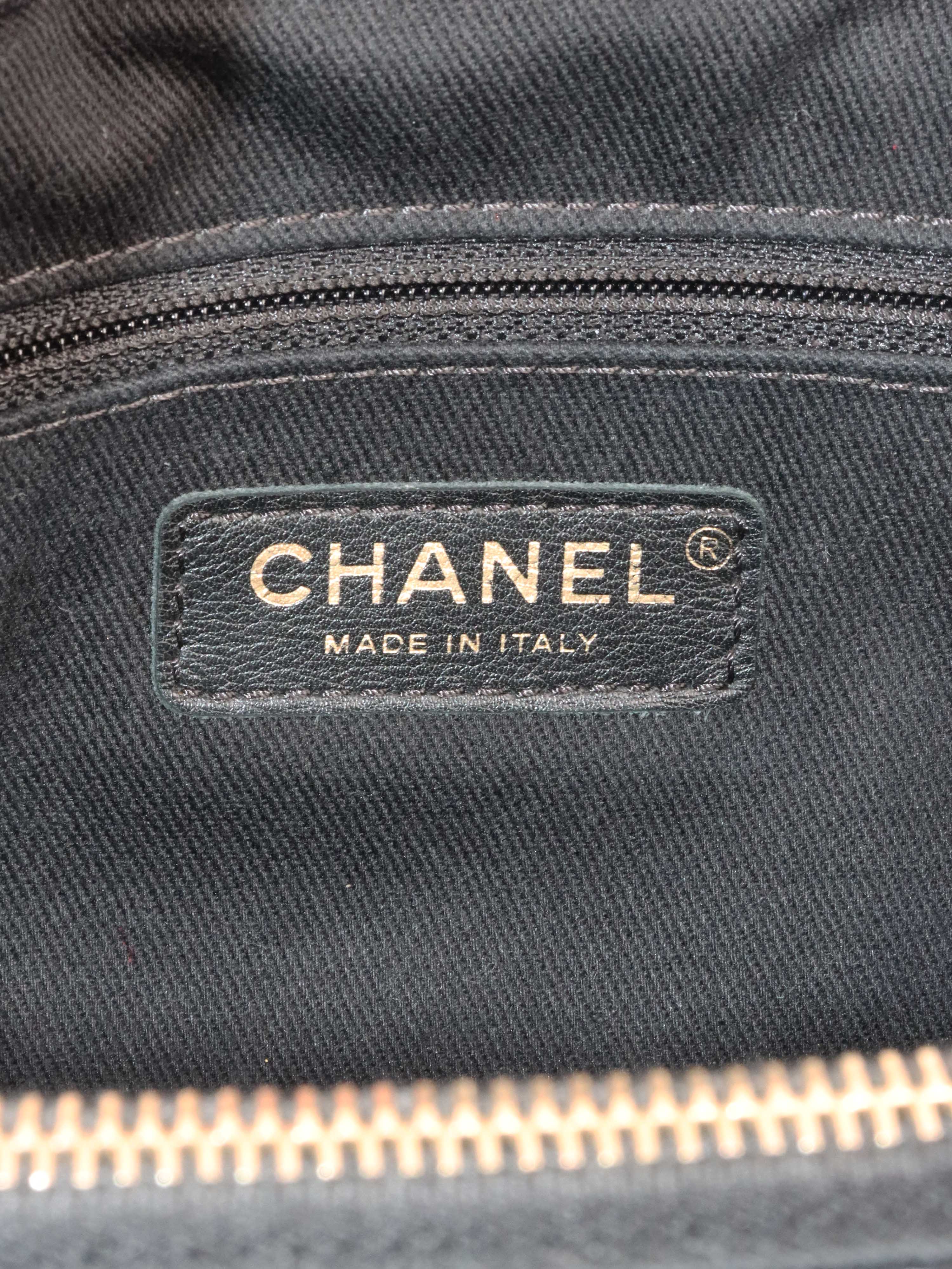 Chanel Black Leather Shoulder Bag for Women - Luxury Designer Handbag for Everyday Use, Work, and Evening Events