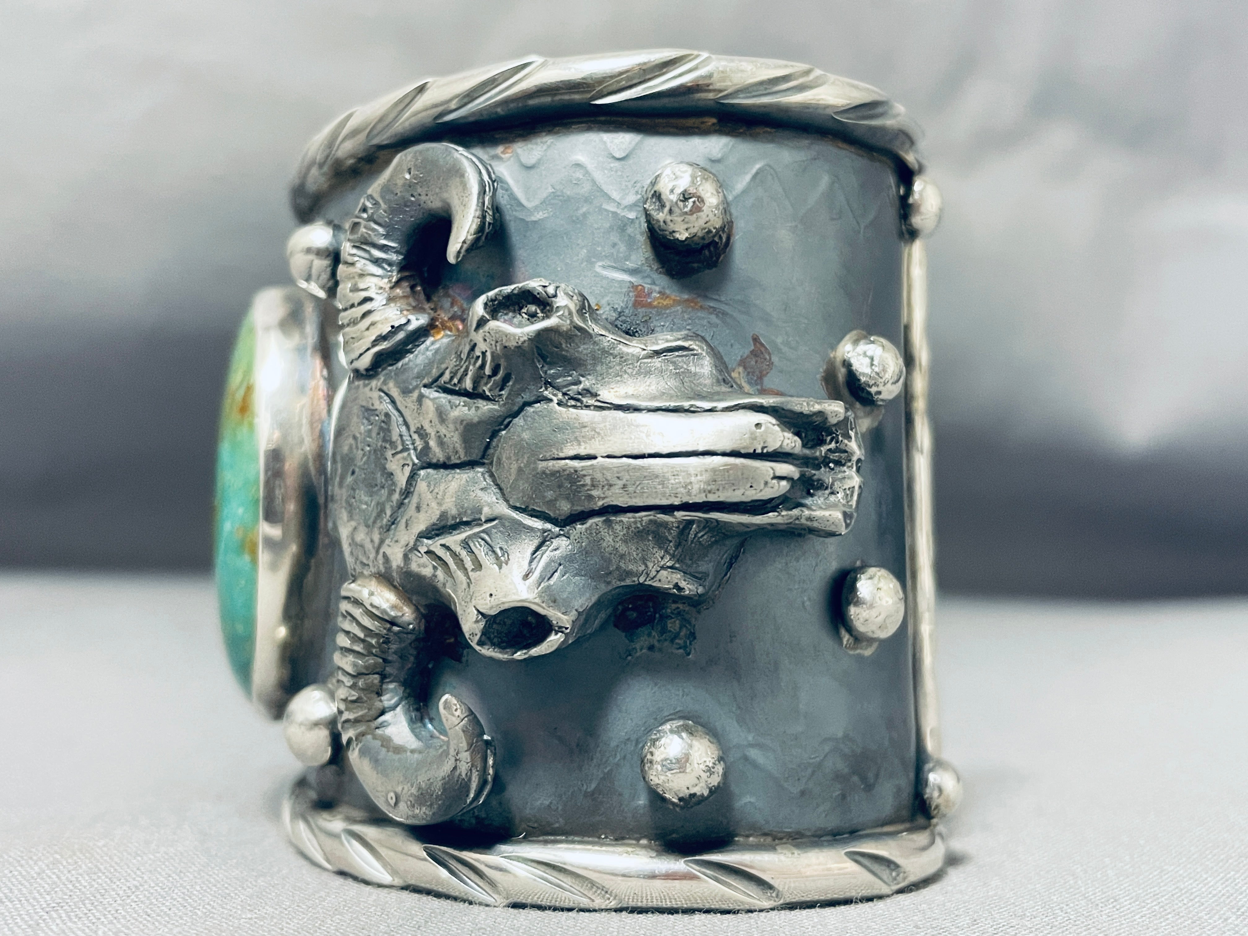 140 Gram Monster Native American Green Turquoise Sterling Silver Bracelet - Handmade Southwest Jewelry for Women & Men - Perfect for Boho Fashion, Festivals & Gift Giving