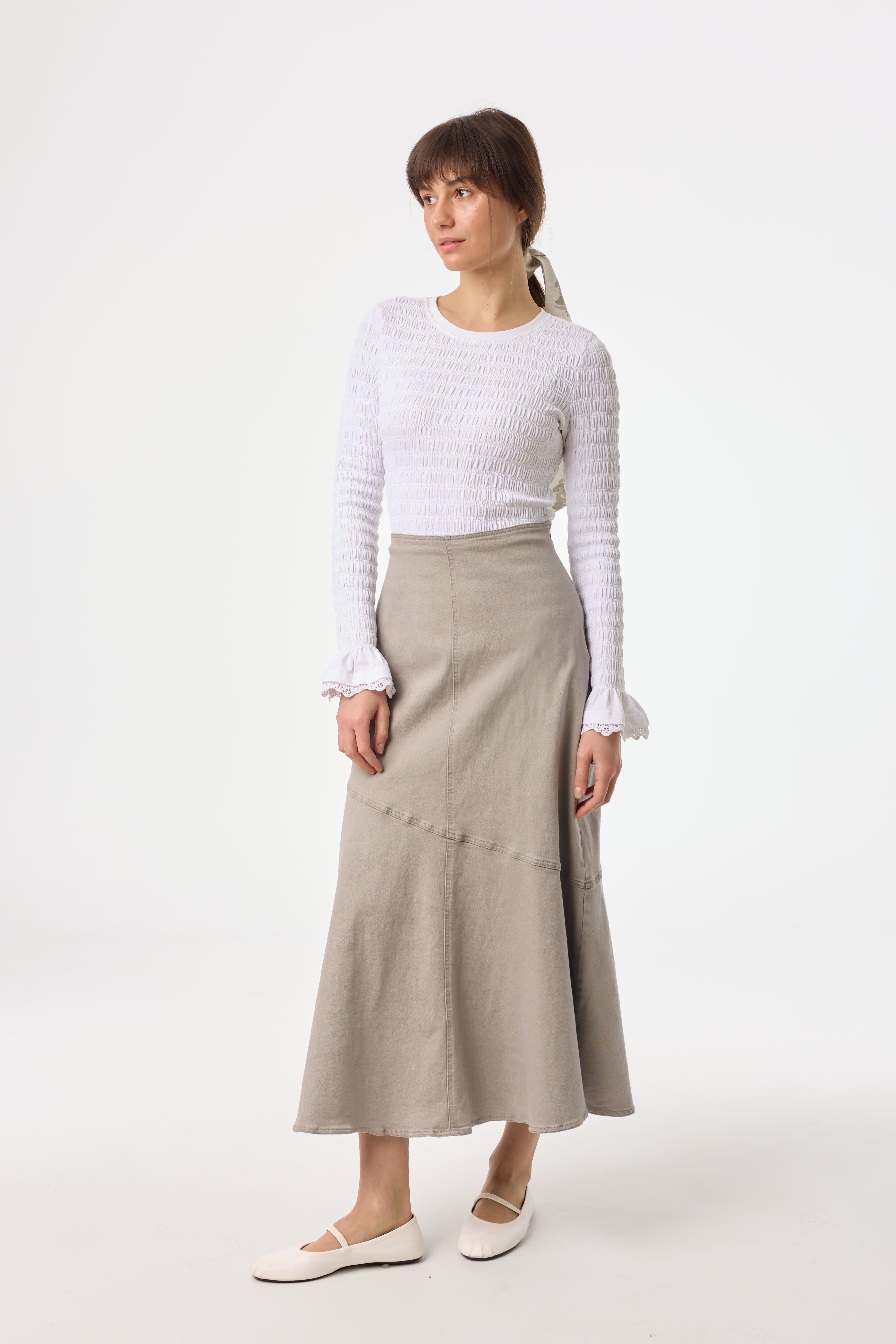 Light Grey Asymmetrical Hem Denim Skirt for Women - Trendy High Waist A-Line Mini Skirt with Raw Edge - Perfect for Casual Outfits, Date Nights & Summer Fashion