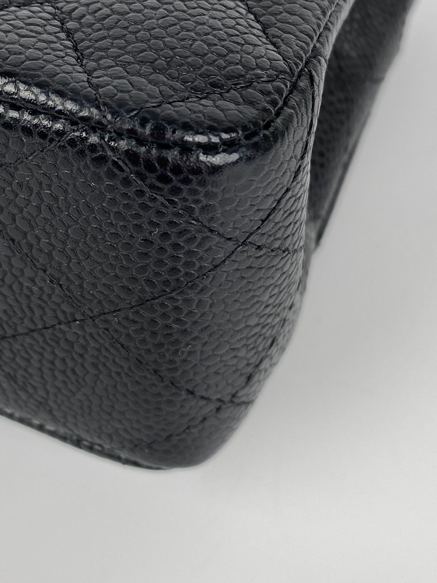 Chanel Medium Black Caviar Classic Flap Bag with Gold Hardware - Luxury Designer Handbag for Women, Perfect for Evening Events & Special Occasions