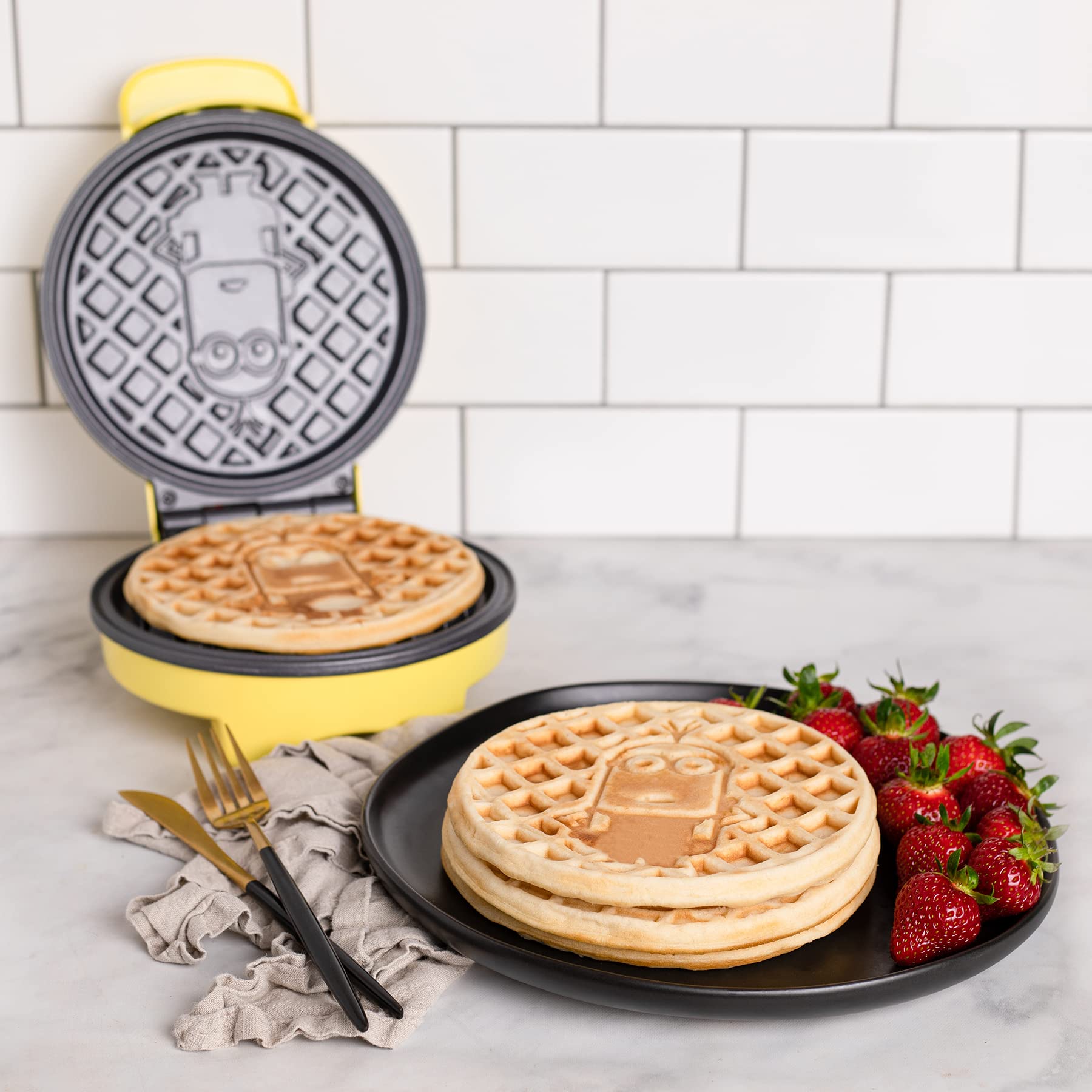 Uncanny Brands Minions Kevin Waffle Maker - Make Fun Minion-Shaped Waffles for Kids Breakfast & Party - Non-Stick Waffle Iron for Home Use