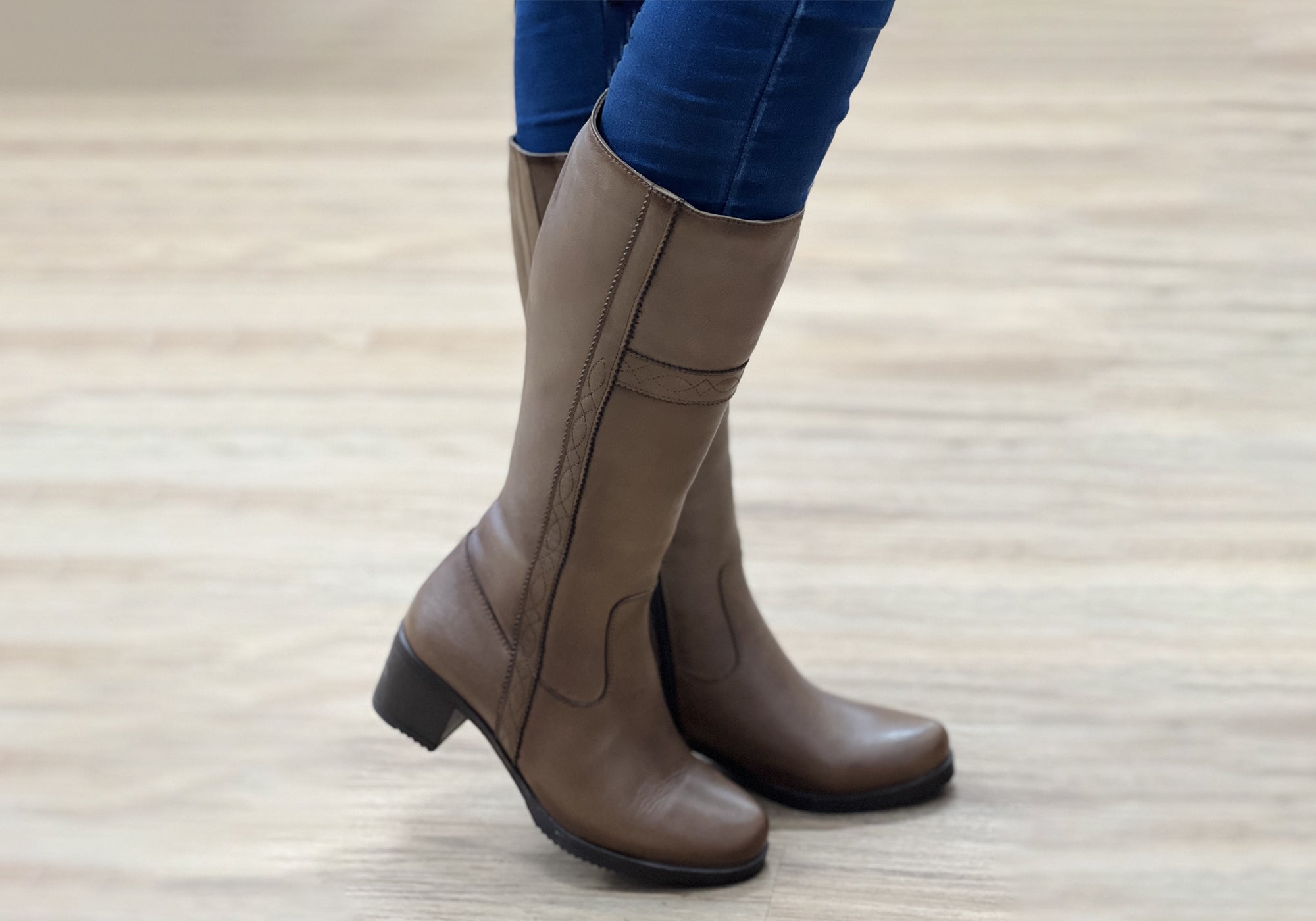 Orizonte Women's Expo European Comfortable Leather Knee High Boots - Stylish Winter Fashion for Office, Party & Casual Wear