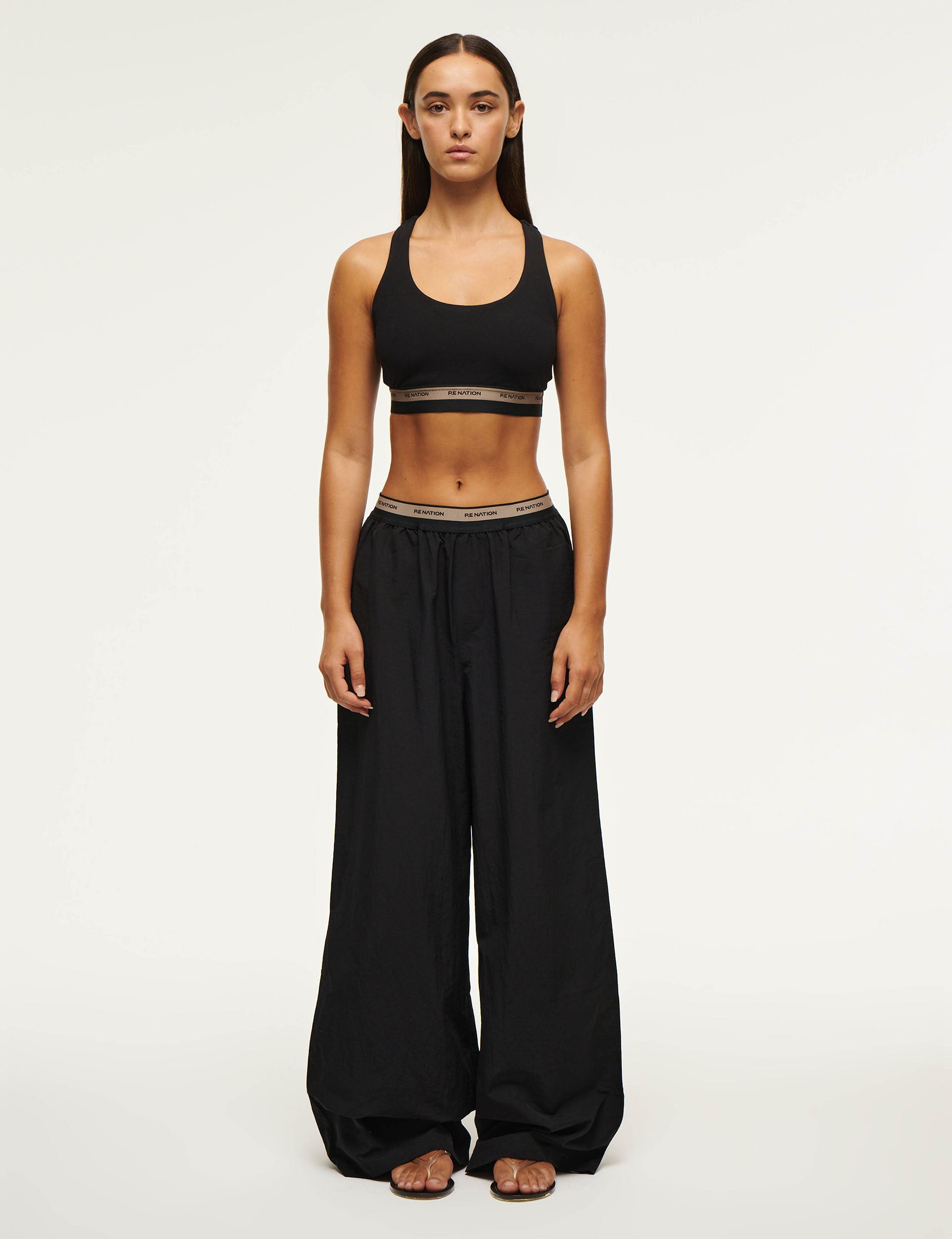 Avant Sports Bra for Women - High Impact Workout, Running & Gym - Breathable & Supportive Black Activewear - Perfect for Yoga, HIIT & Fitness Training