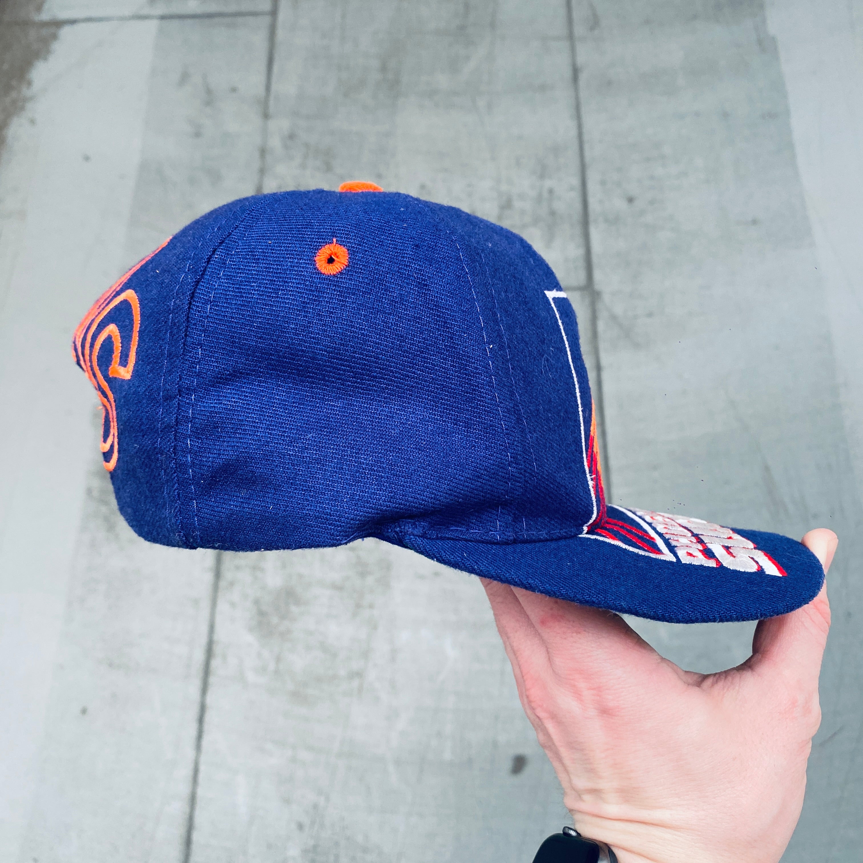Phoenix Suns 1990s Vintage Big Logo Embroidered Snapback Hat - Retro Basketball Cap for Men & Women - Perfect for NBA Games, Streetwear Fashion and Suns Fans Collection