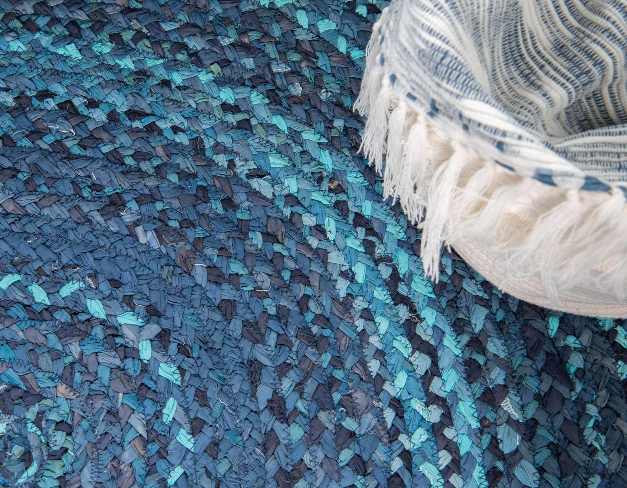 Unique Loom Braided Chindi Collection Handmade Area Rug - 3'3