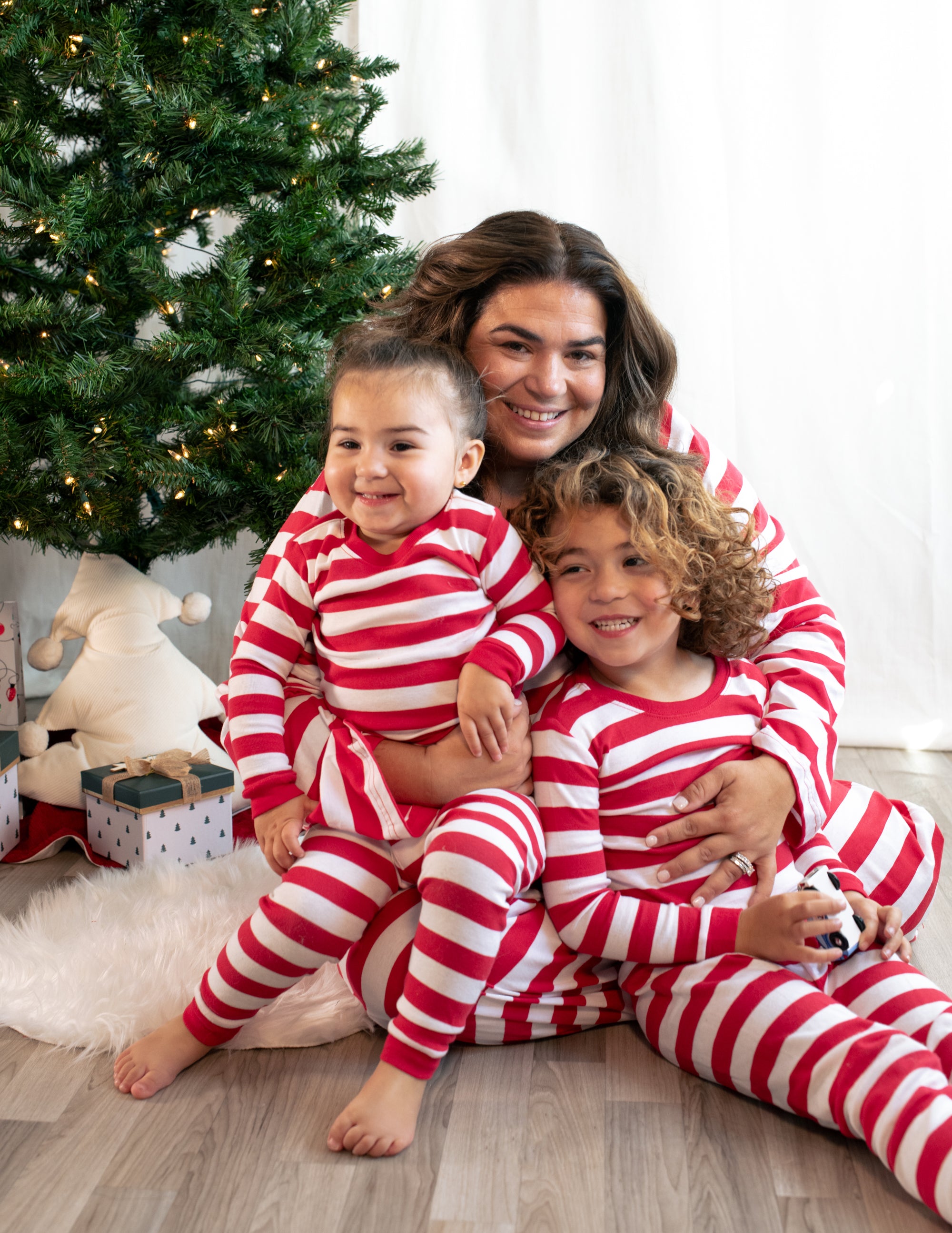 Women's Red & White Striped Cotton Pajama Set - Soft 2-Piece Sleepwear for Lounge & Bedtime Comfort - Perfect for Relaxing at Home or Gift Giving