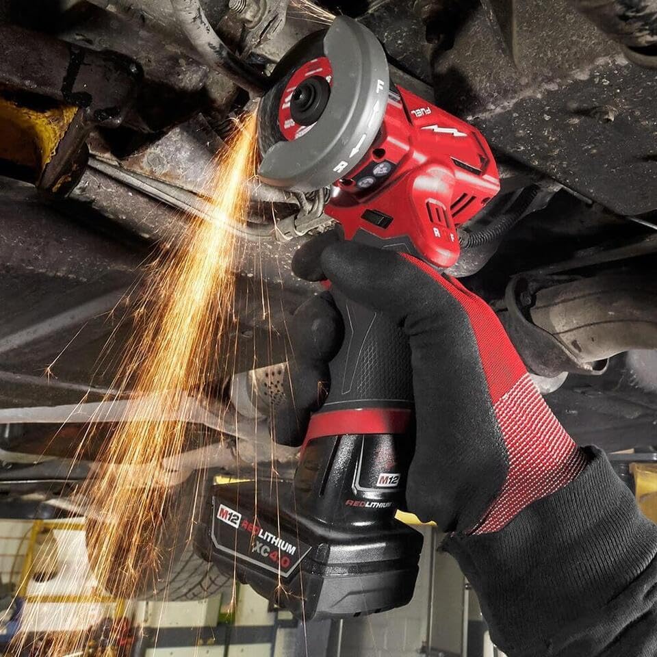 Milwaukee M12 FUEL 3