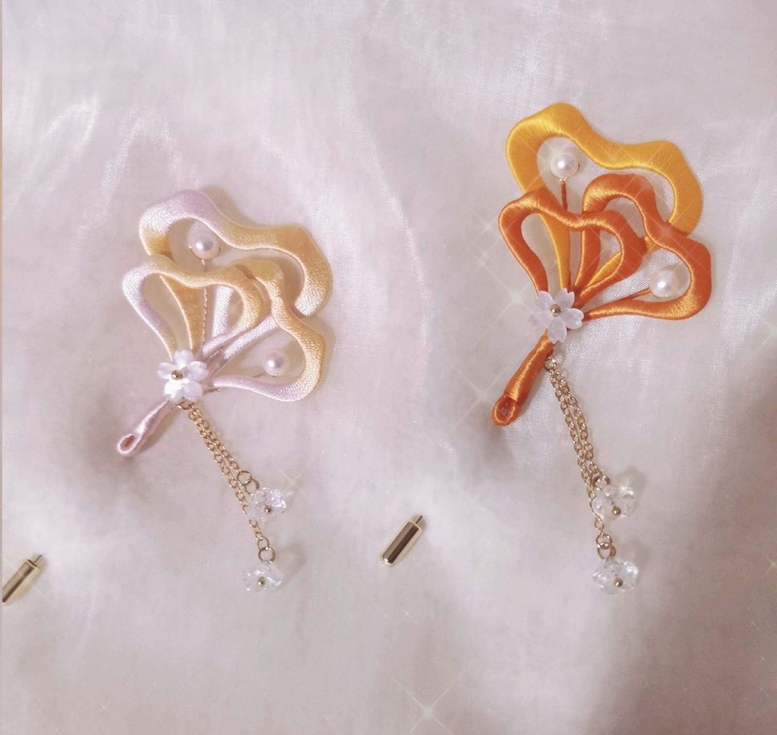 Handmade Ginkgo Leaf Silk Brooch - Elegant Floral Pin for Women (Chanhua) - Perfect for Weddings, Parties, and Special Occasions