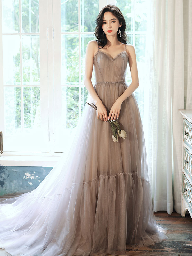 Elegant Gray V-Neck Tulle Long Prom Dress for Women - Formal Evening Gown for Homecoming, Ball, and Special Occasions