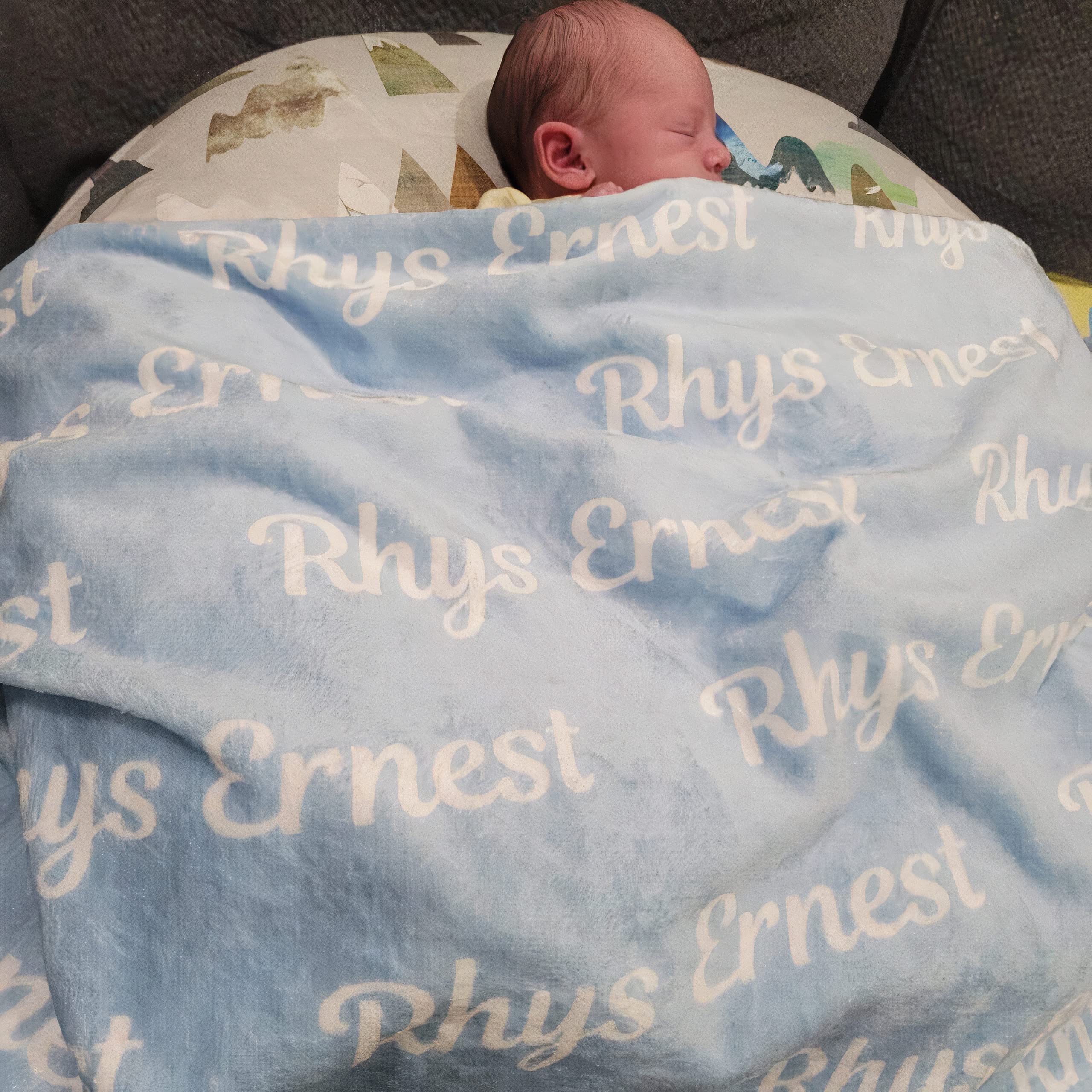 Personalized Baby Blankets with Names - Custom Toddler & Kids Blankets for Girls, Boys, Mom & Grandma | Soft & Cozy Nursery Blanket for Newborn, Baby Shower Gift & Family Keepsake