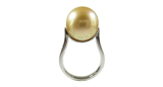 Luxury 14K Gold South Sea Pearl Ring with Diamond Accents - Perfect for Weddings, Anniversaries & Special Occasions