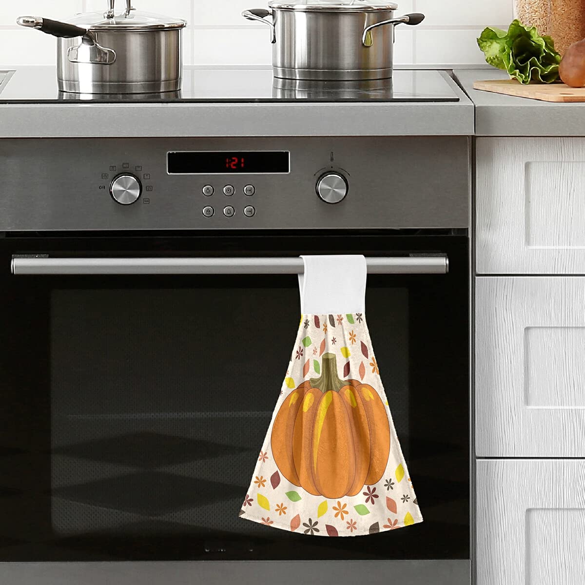 Premium Pumpkin Fall Kitchen Towels Set of 2 - Absorbent Autumn Maple Leaf Design Hand Towels for Drying Dishes - Perfect for Thanksgiving Decor, Farmhouse Kitchen & Laundry Room Essentials