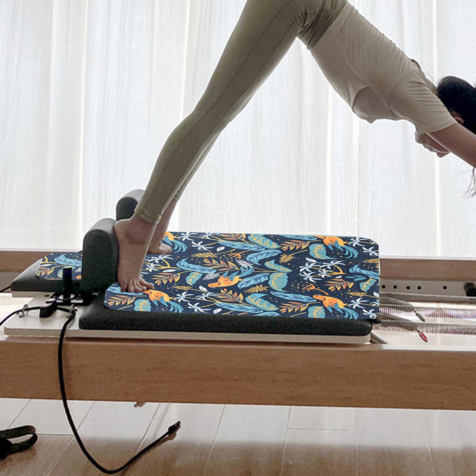 Non-Slip Pilates Reformer Mat with Great Grip - Washable Yoga Mat & Machine Towel for Home Gym, Body Balance Training - Perfect for Pilates, Yoga, Stretching & Core Workouts