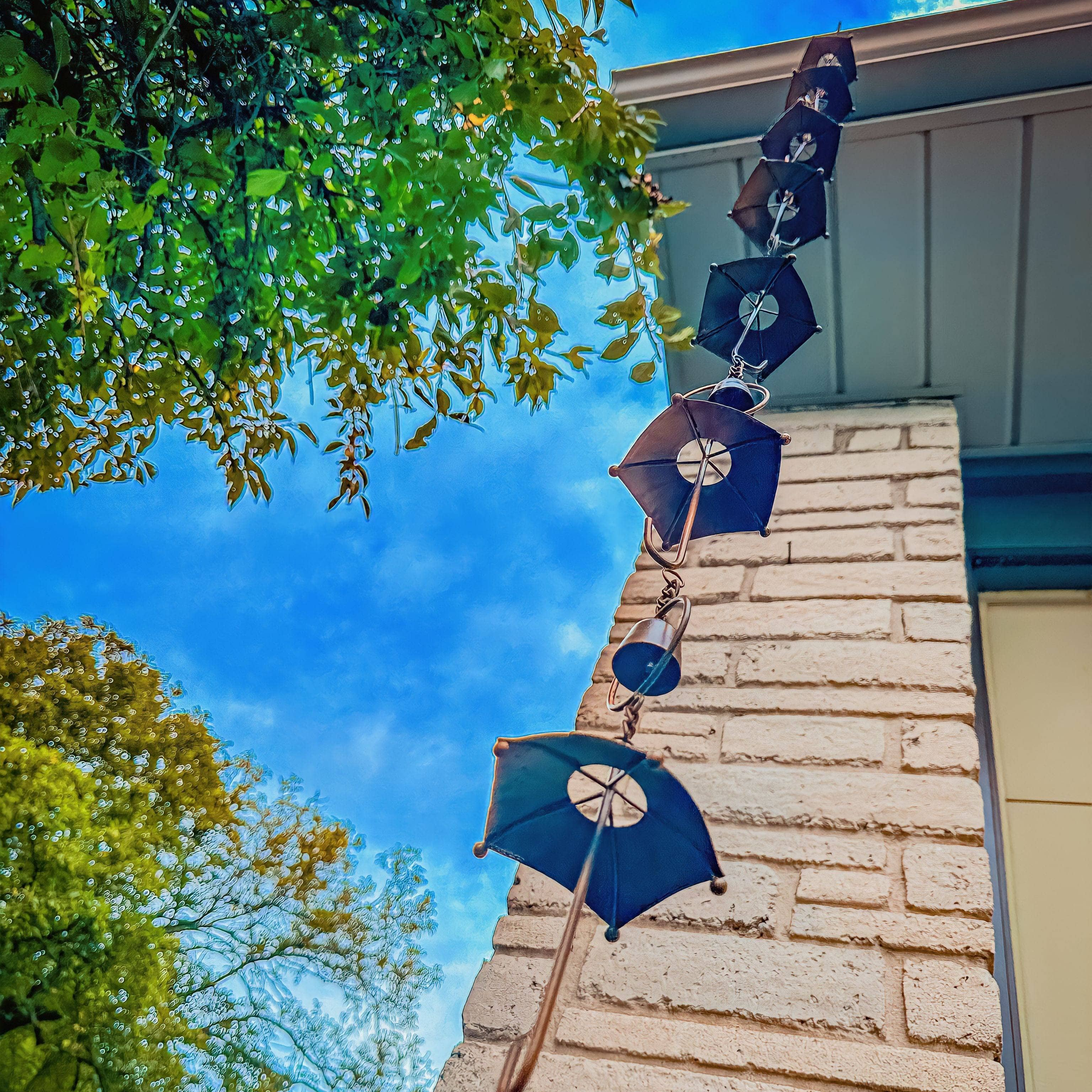 Stylish Rain Chain for Gutters - Decorative Water Diverter for Downspouts & Outdoor Drainage - Perfect for Garden, Patio, and Home Exterior Decor