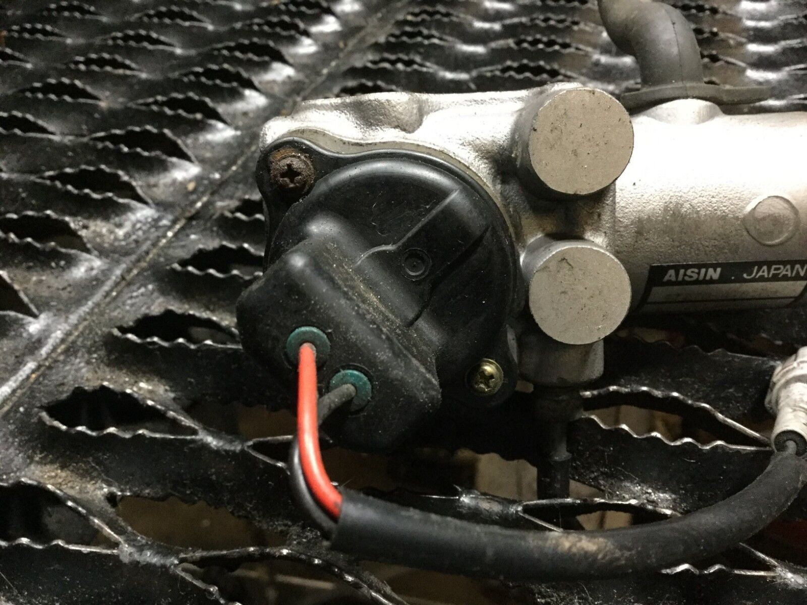2004-2009 Toyota Prius Brake Master Cylinder Simulator Solenoid - OEM Replacement Part for Smooth Braking Performance - Perfect for City Driving & Hybrid Vehicle Maintenance