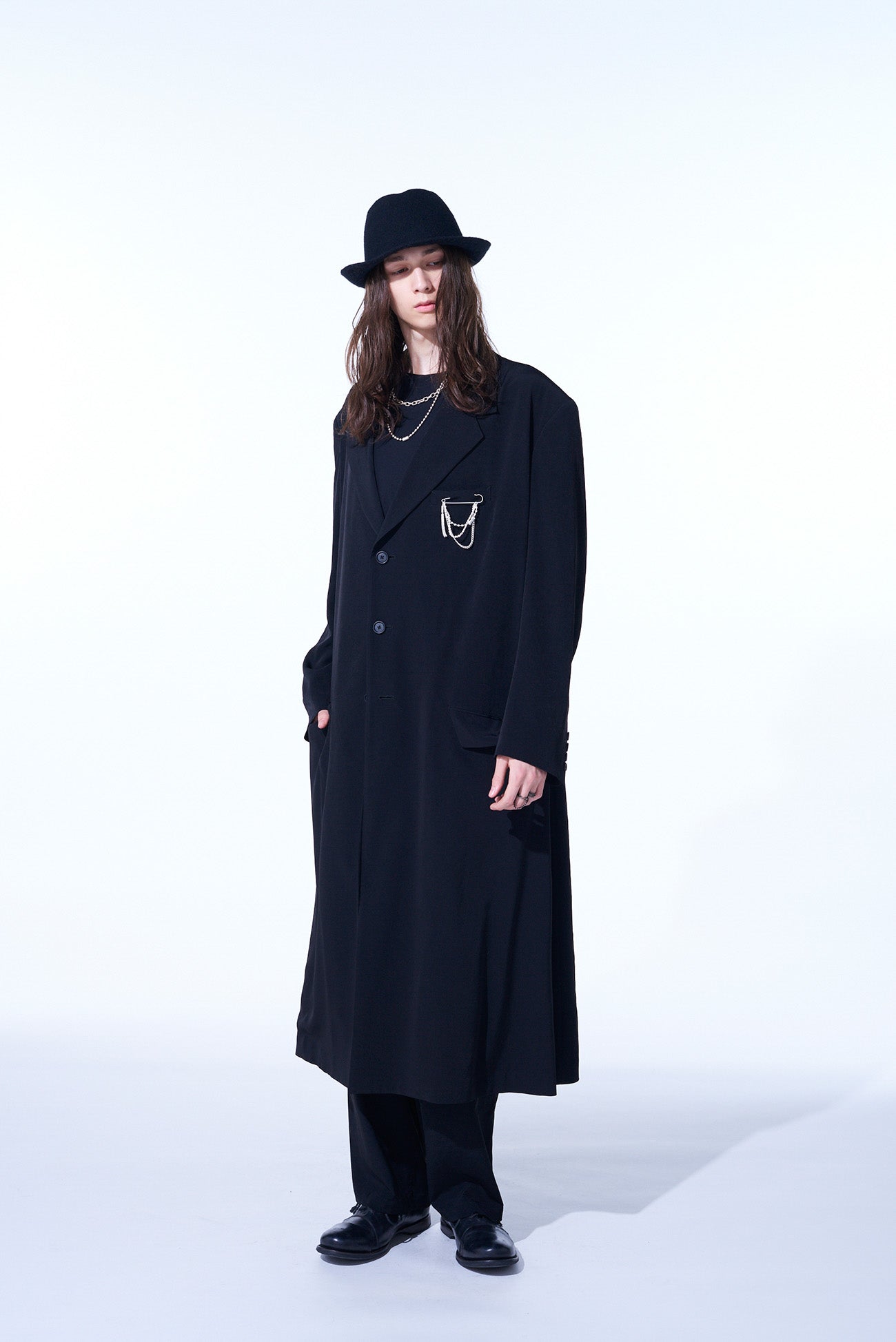 Elegant Crepe de Chine Oversized Notched Lapel Long Jacket for Women - Perfect for Office Wear, Evening Events & Special Occasions