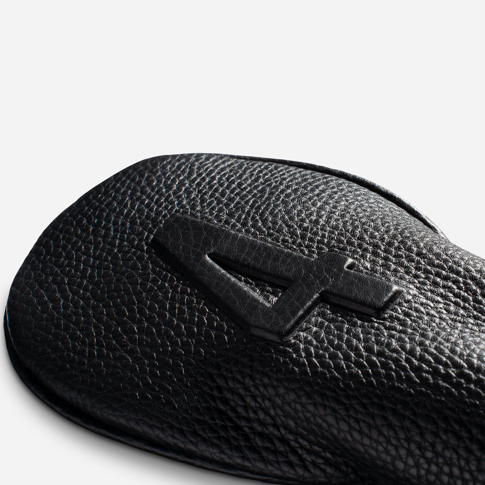 Luxury Embossed Golf Club Headcover - Premium Protection for Drivers, Woods & Hybrids - Perfect for Golf Enthusiasts & Club Safety