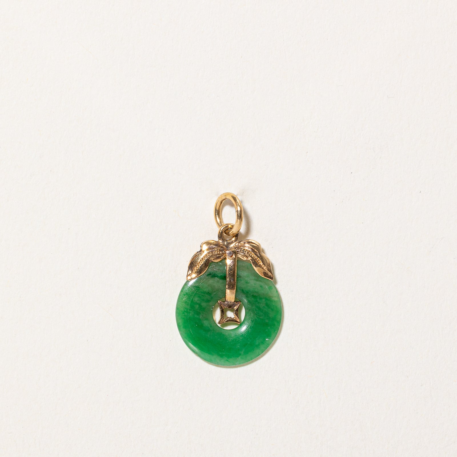 3.00ct Donut Jadeite Pendant - Natural Green Jade Necklace for Women | Perfect for Meditation, Yoga & Spiritual Healing Jewelry