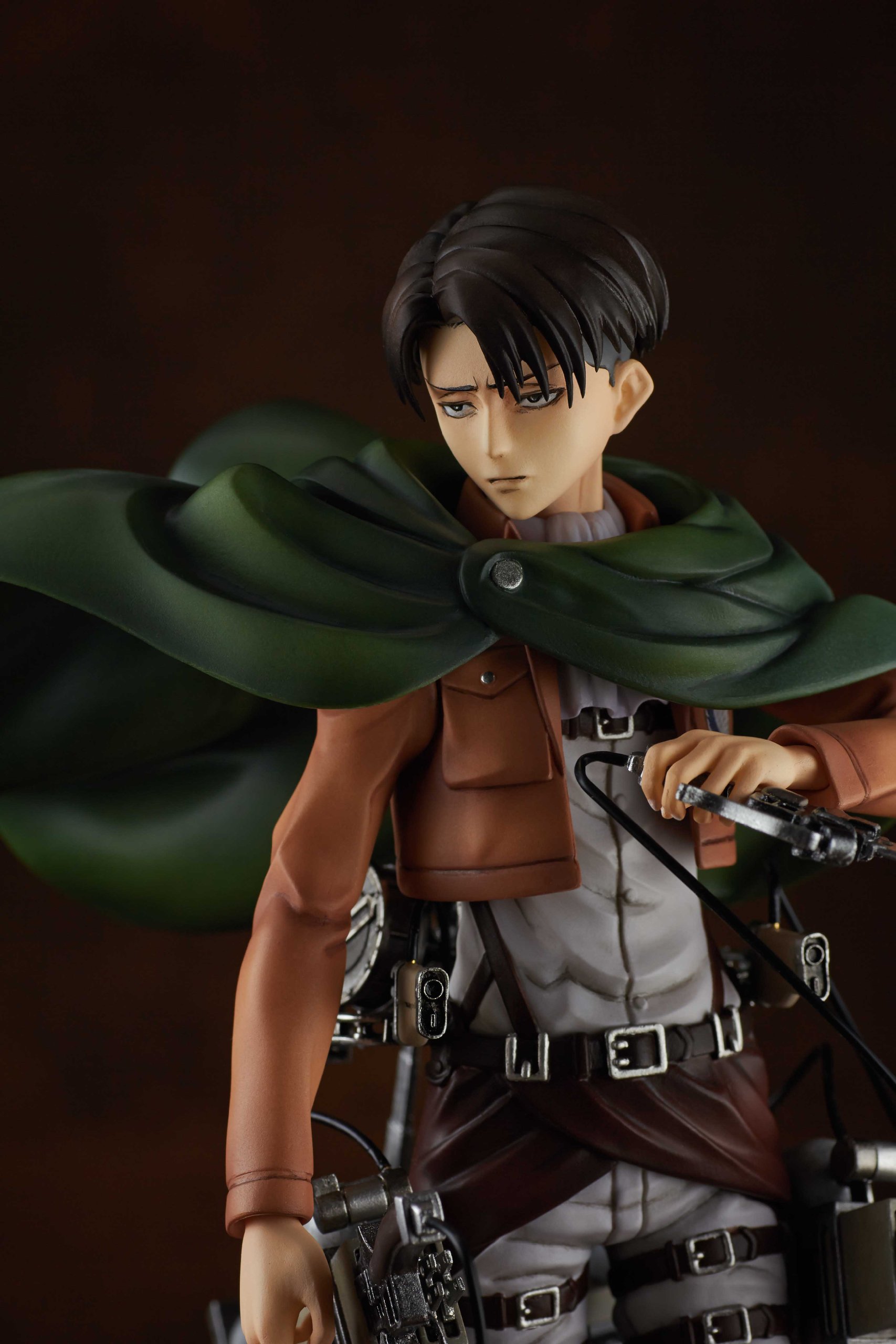 Attack on Titan Levi PVC Action Figure - 1/7 Scale Anime Collectible Model for Fans - Perfect for Display, Gifts, and Anime Enthusiast Collections