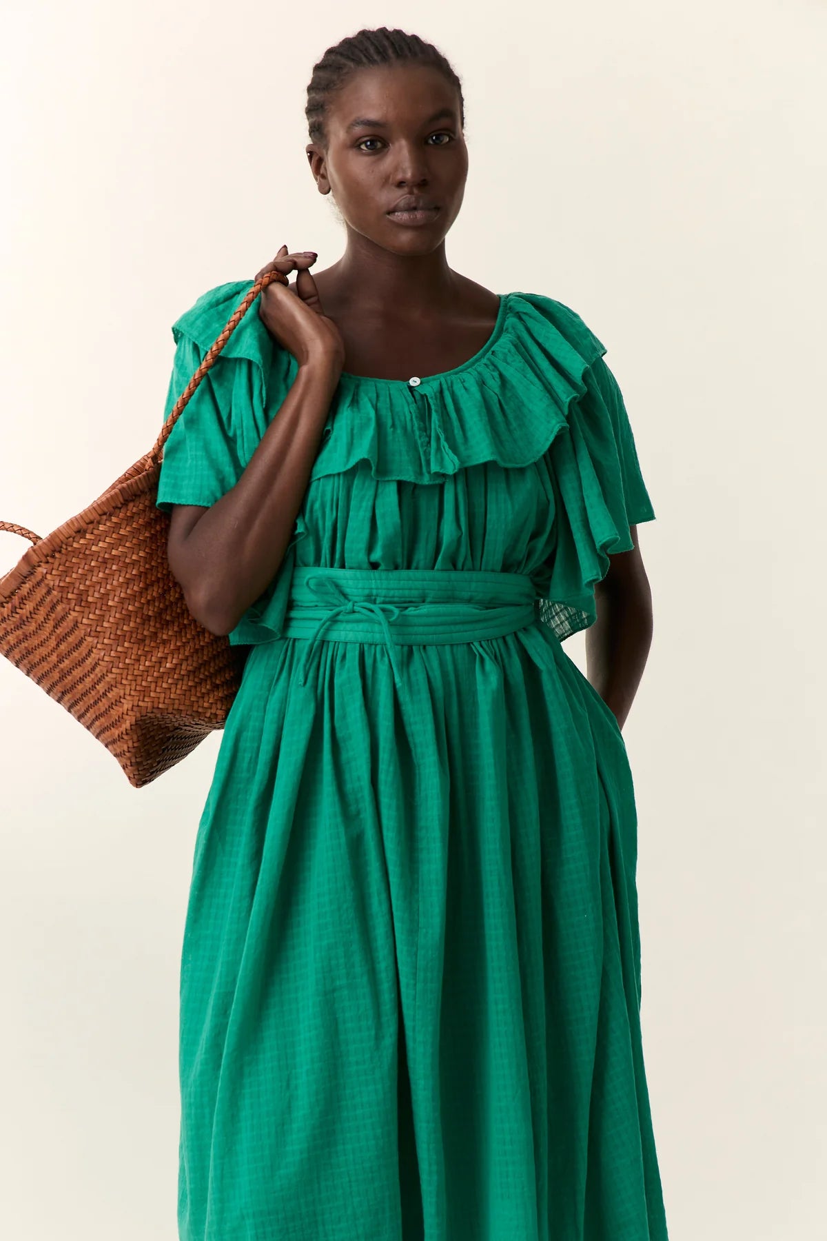 Leon & Harper Raeya Green Dress - Elegant Flowy Midi Dress for Women | Perfect for Weddings, Parties & Date Nights