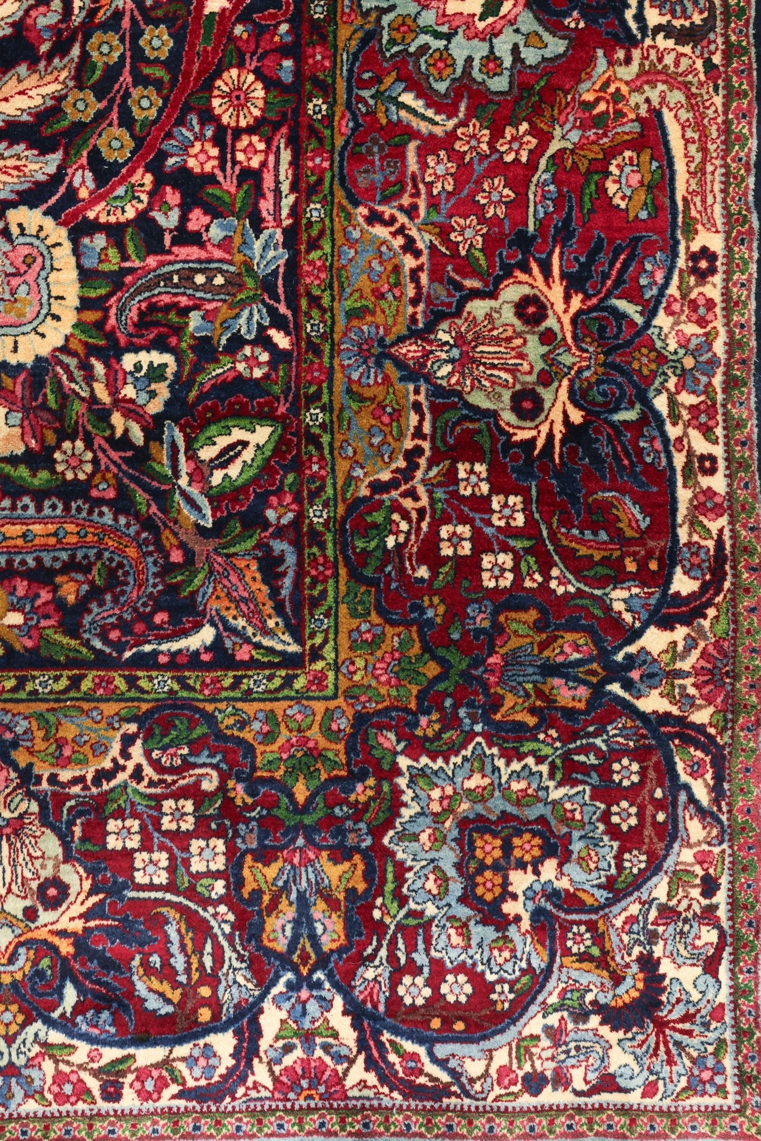 Antique Lavar Kerman Handwoven Traditional Persian Rug - J71998 - Perfect for Living Room, Bedroom & Home Decor