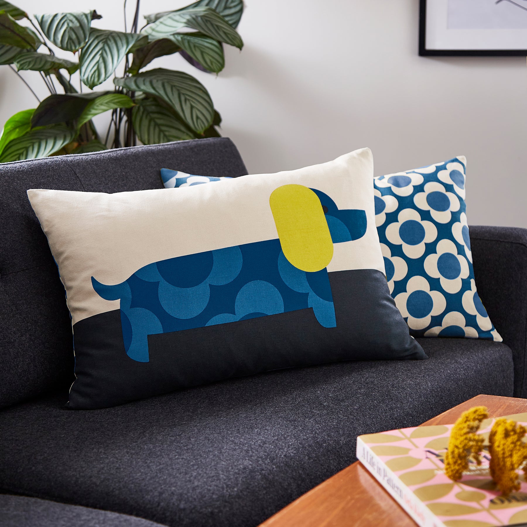 Premium Dachshund Cushion Set - Soft & Cozy Dog-Themed Throw Pillow Bundle for Sofa, Bed, or Nursery Decor - Perfect Gift for Dachshund Lovers