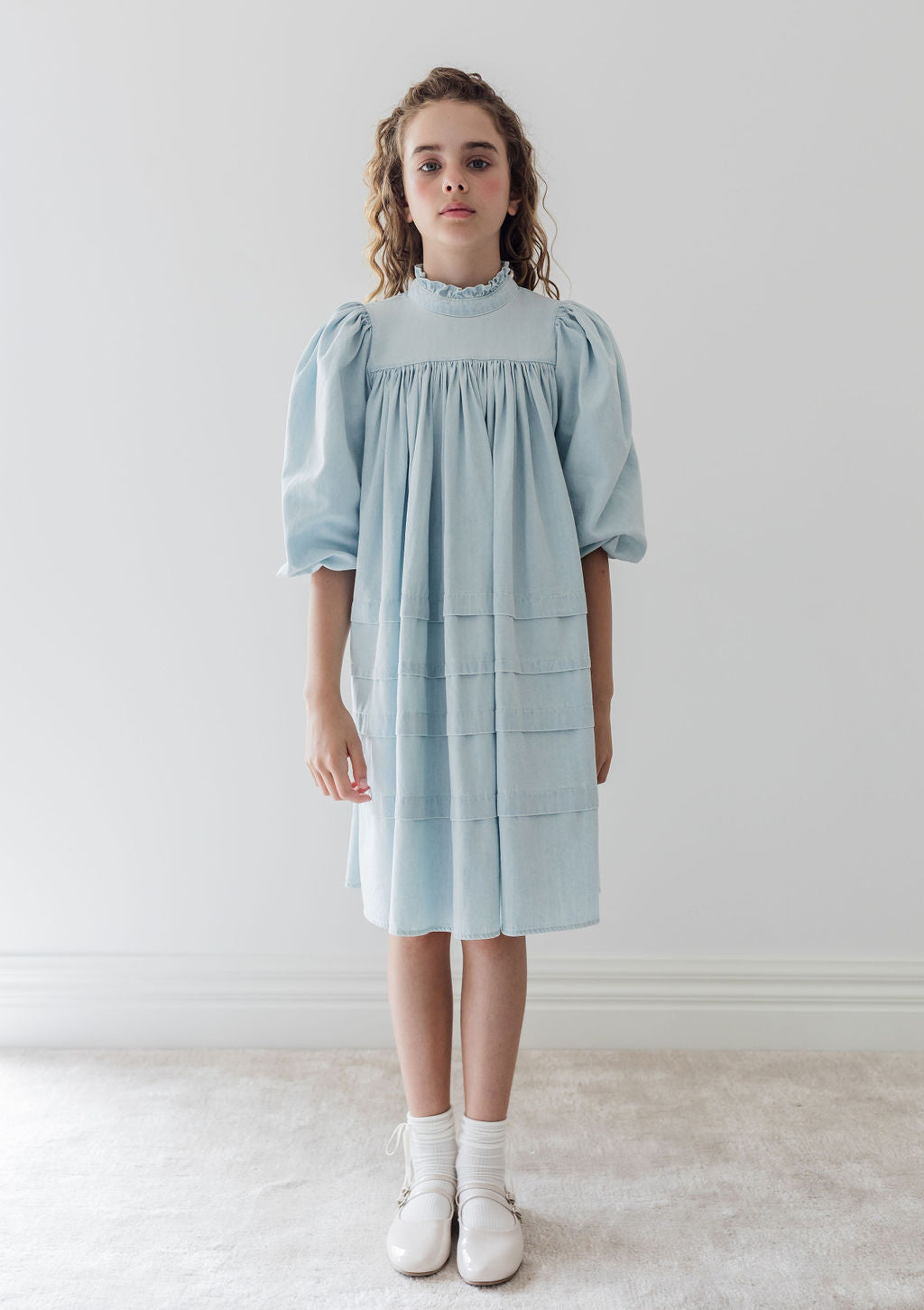 Steph by Petit Amalie Ribbon Trim Chambray Dress - Casual Summer Floral Dress for Women, Perfect for Beach Outings and Brunch Dates