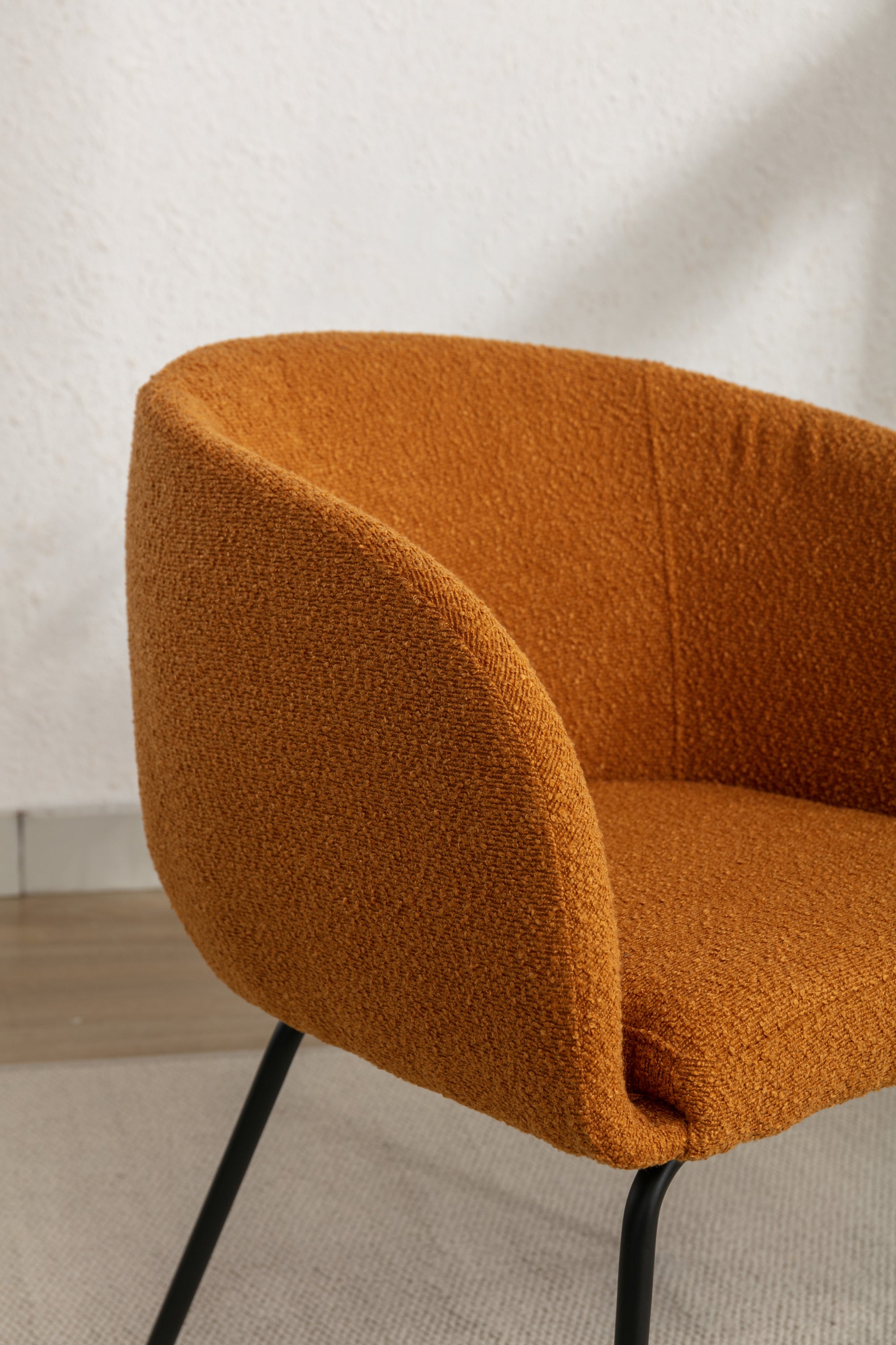 Boucle Fabric Dining Chairs with Black Metal Legs - Set of 2, Modern Ginger Upholstered Side Chairs for Kitchen, Dining Room, and Office