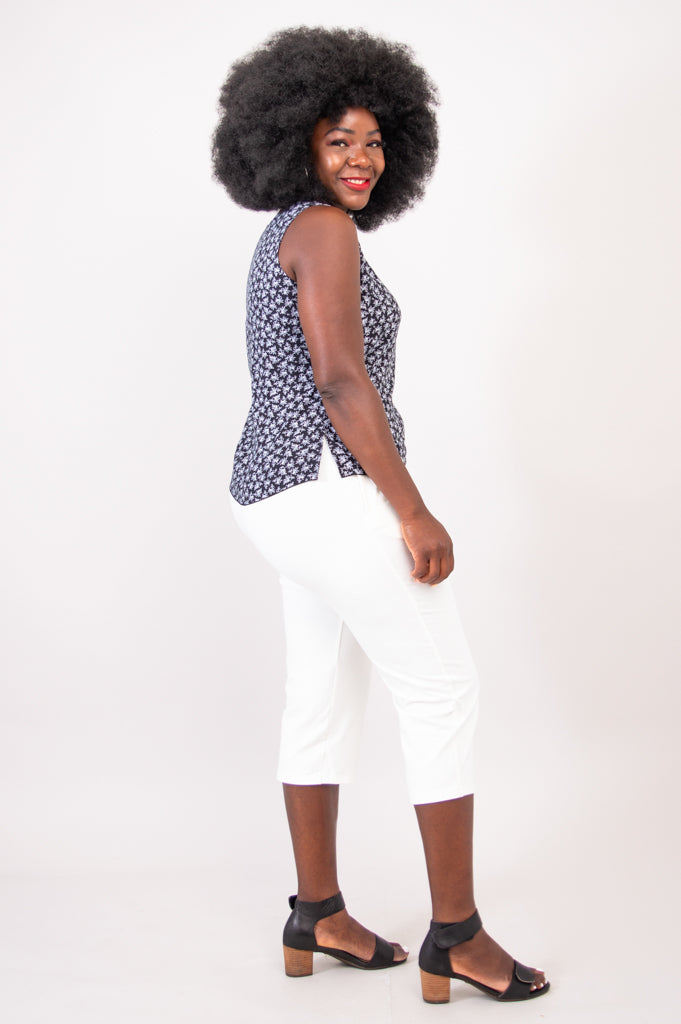 Dee Tank Helga - Women's Casual T-Shirt for Summer, Comfortable & Stylish - Perfect for Daily Wear, Outings, and Relaxing at Home