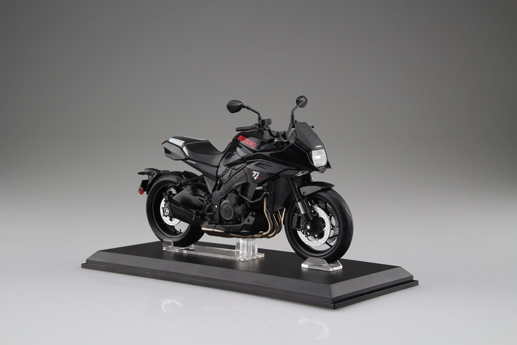 1/12 Scale AOSHIMA SUZUKI GSX-S1000S KATANA Motorcycle Model Kit - Glass Sparkle Black - Perfect for Collectors & Model Builders - Display for Home, Office or Hobby Room