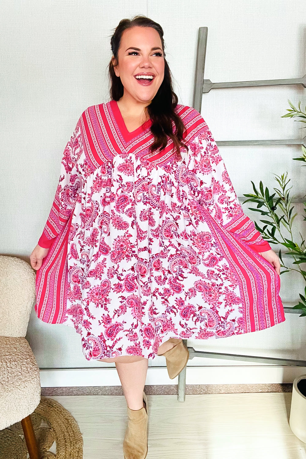 Stylish Red & Pink Paisley Drop Shoulder Kimono Dress for Women | Boho Chic Cover Up | Perfect for Beach, Festival & Summer Outfits